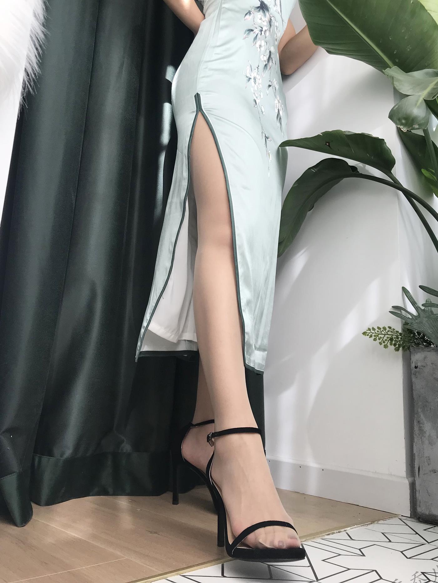 图片[11]-安乔乔儿(Nia乔乔) 安乔乔儿 黑丝旗袍[110P] – 速更版-美库