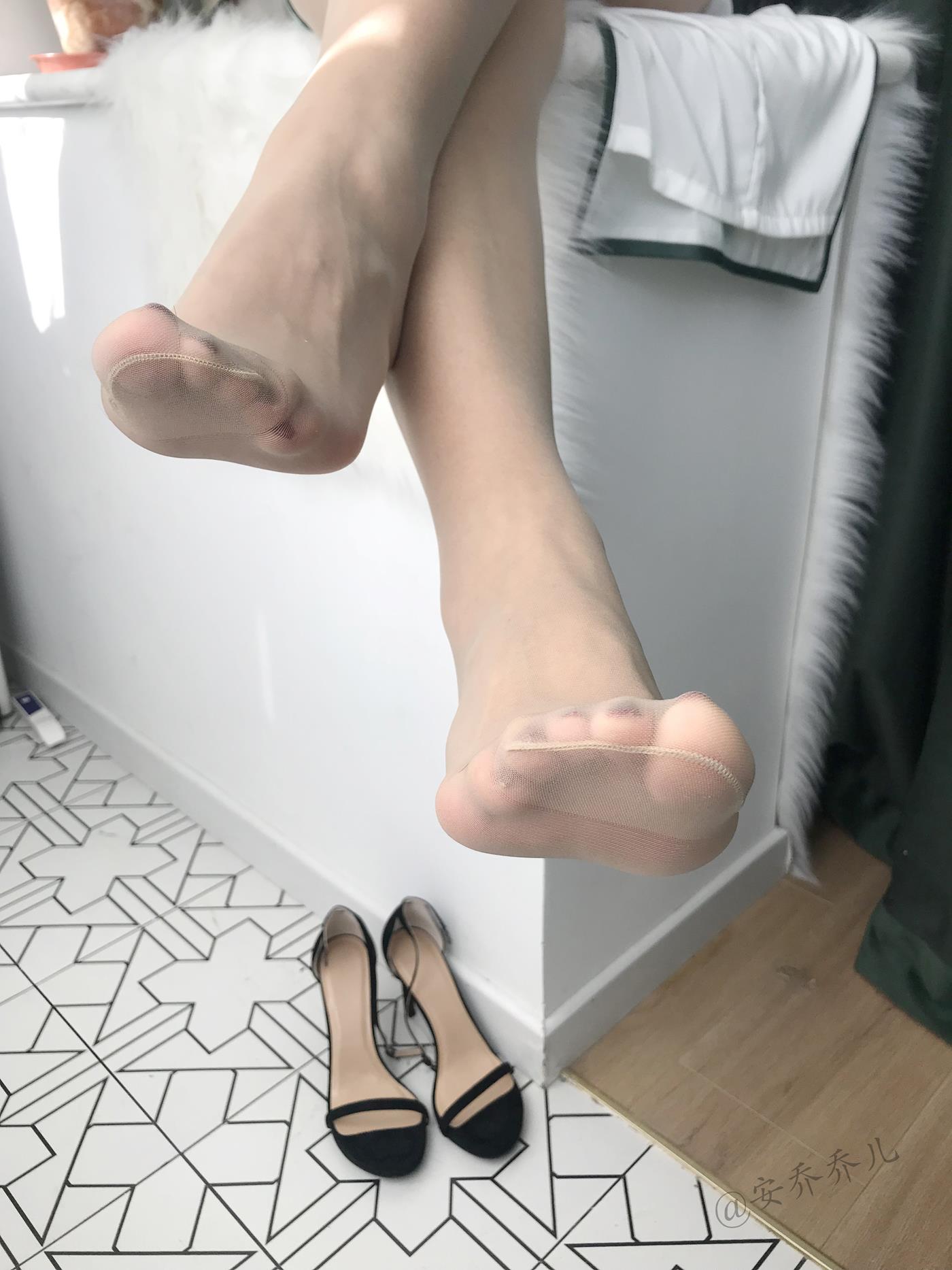 图片[17]-安乔乔儿(Nia乔乔) 安乔乔儿 黑丝旗袍[110P] – 速更版-美库