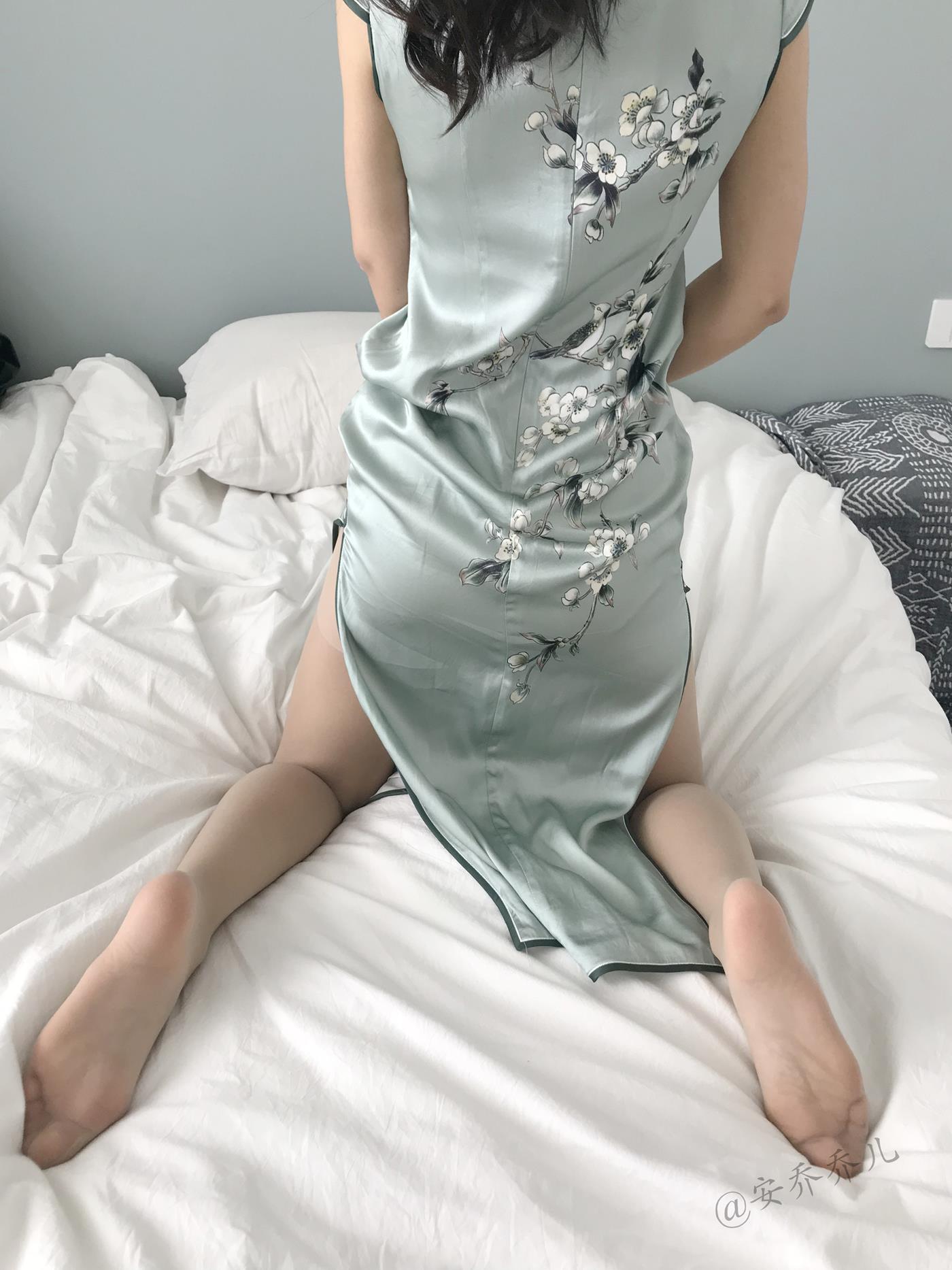 图片[26]-安乔乔儿(Nia乔乔) 安乔乔儿 黑丝旗袍[110P] – 速更版-美库