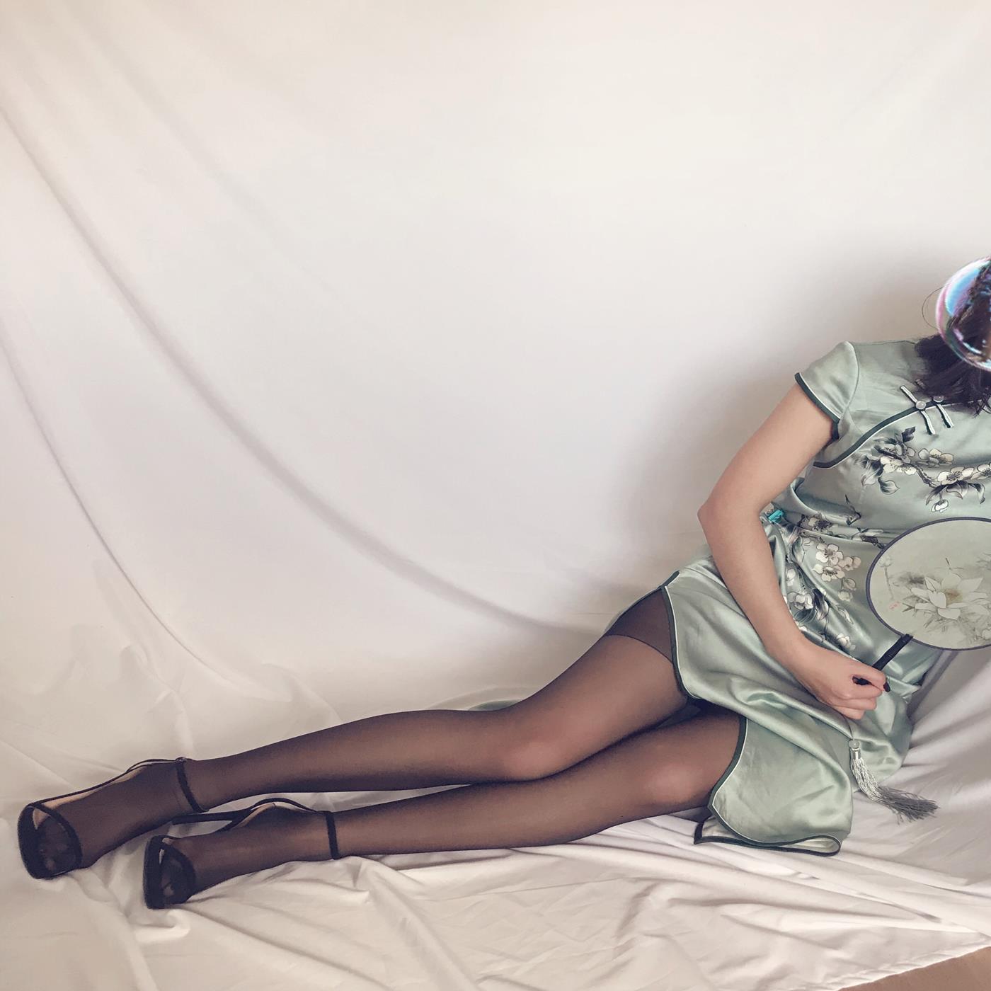 图片[73]-安乔乔儿(Nia乔乔) 安乔乔儿 黑丝旗袍[110P] – 速更版-美库