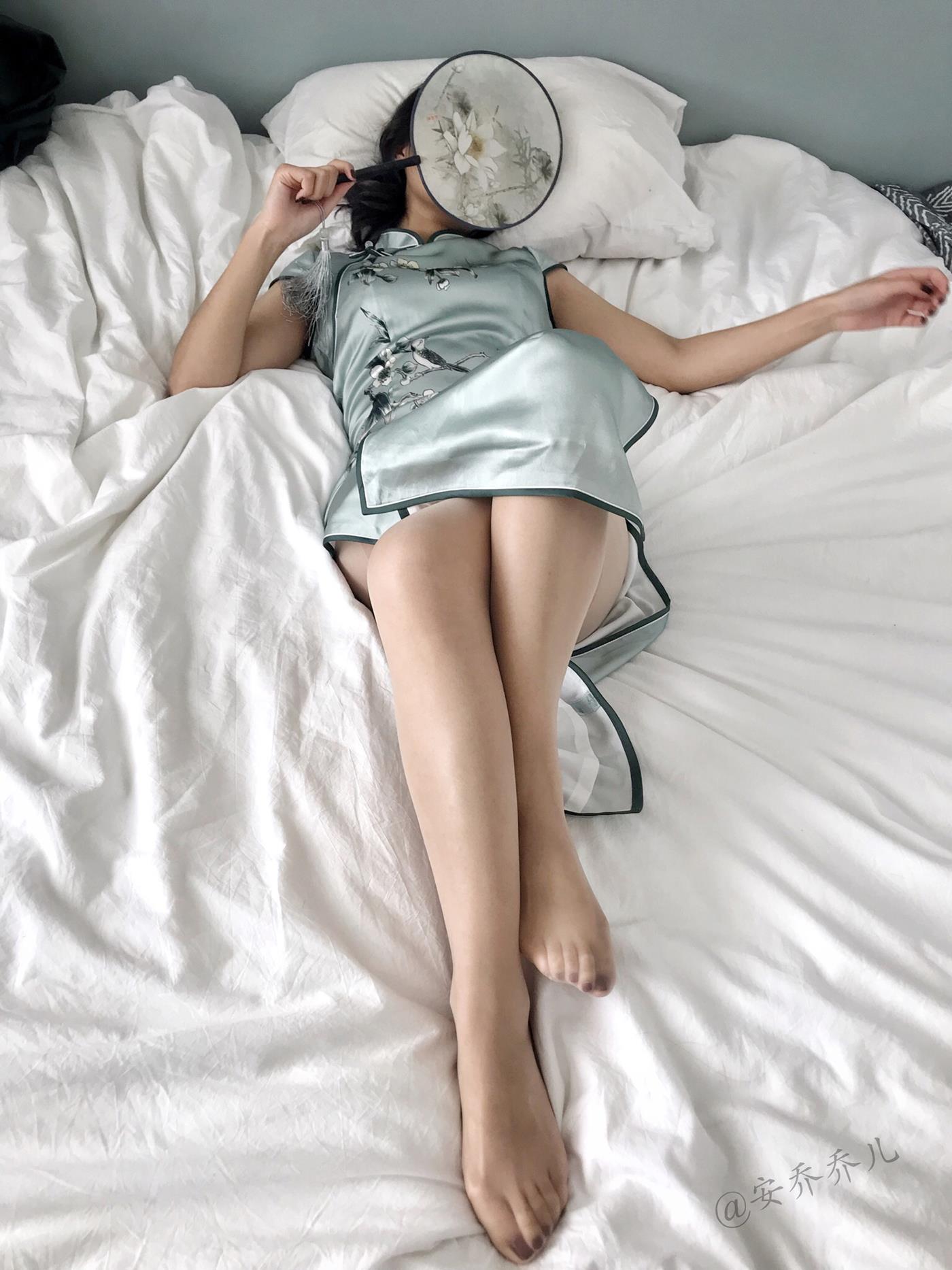 图片[100]-安乔乔儿(Nia乔乔) 安乔乔儿 黑丝旗袍[110P] – 速更版-美库