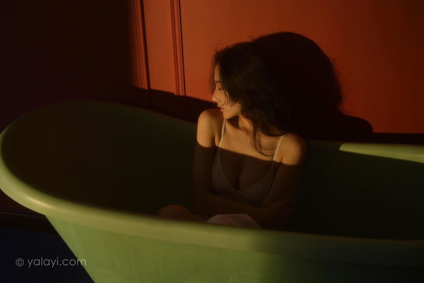 图片[45]-[YALAYI雅拉伊]2022.10.12 NO.979 她是谁 何嘉颖[56+1P] – 速更版-美库