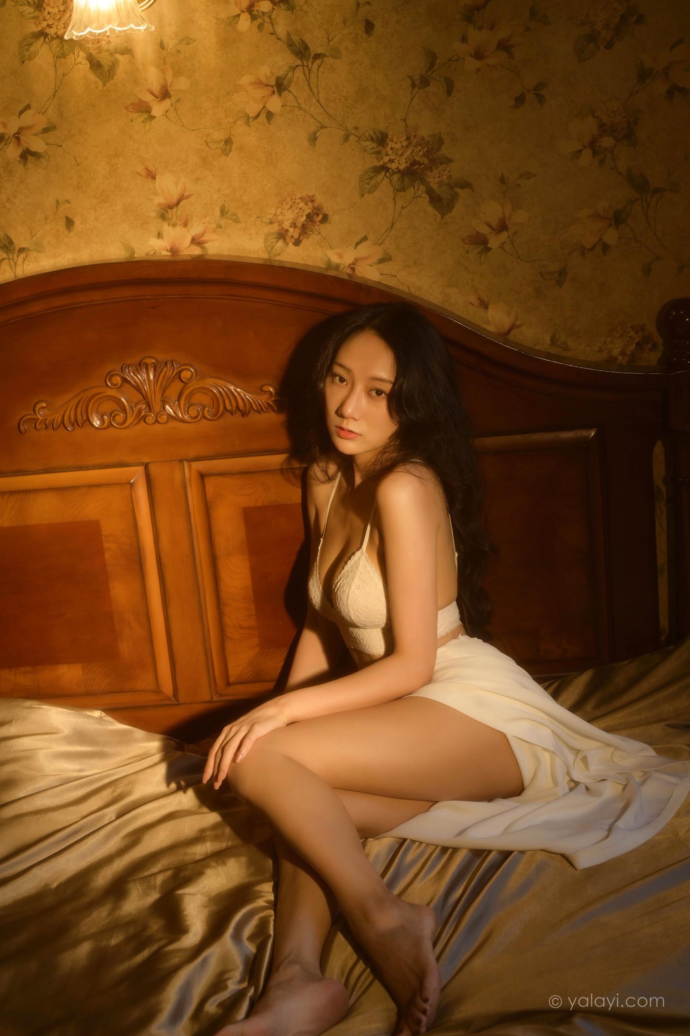 图片[54]-[YALAYI雅拉伊]2022.10.12 NO.979 她是谁 何嘉颖[56+1P] – 速更版-美库