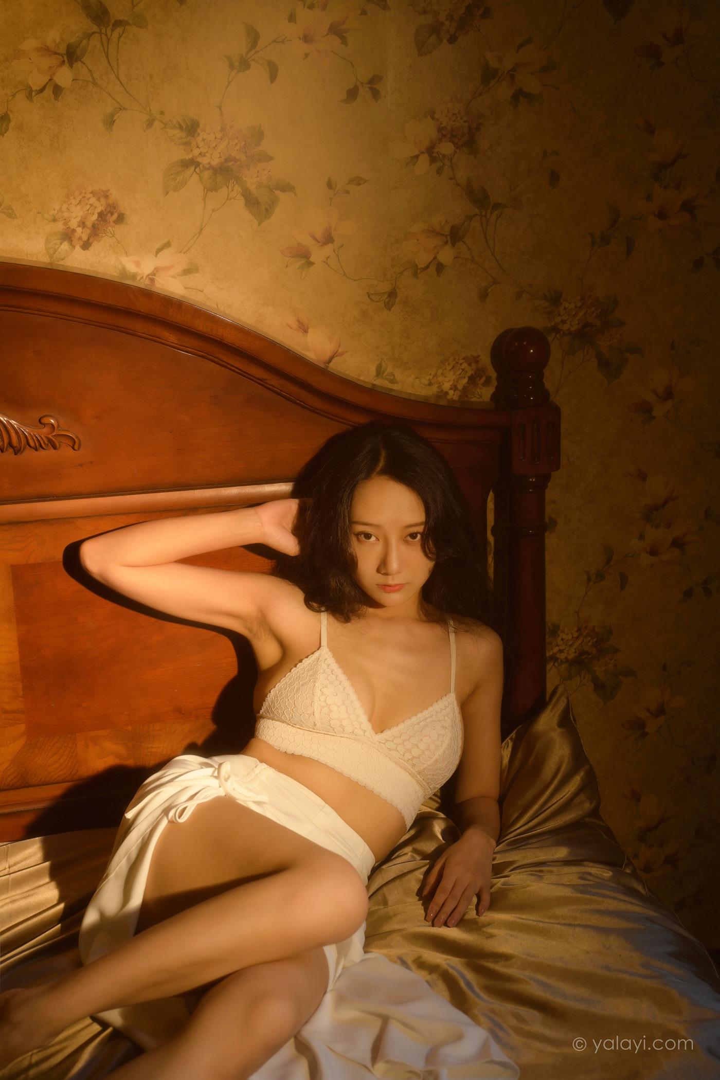 图片[58]-[YALAYI雅拉伊]2022.10.12 NO.979 她是谁 何嘉颖[56+1P] – 速更版-美库