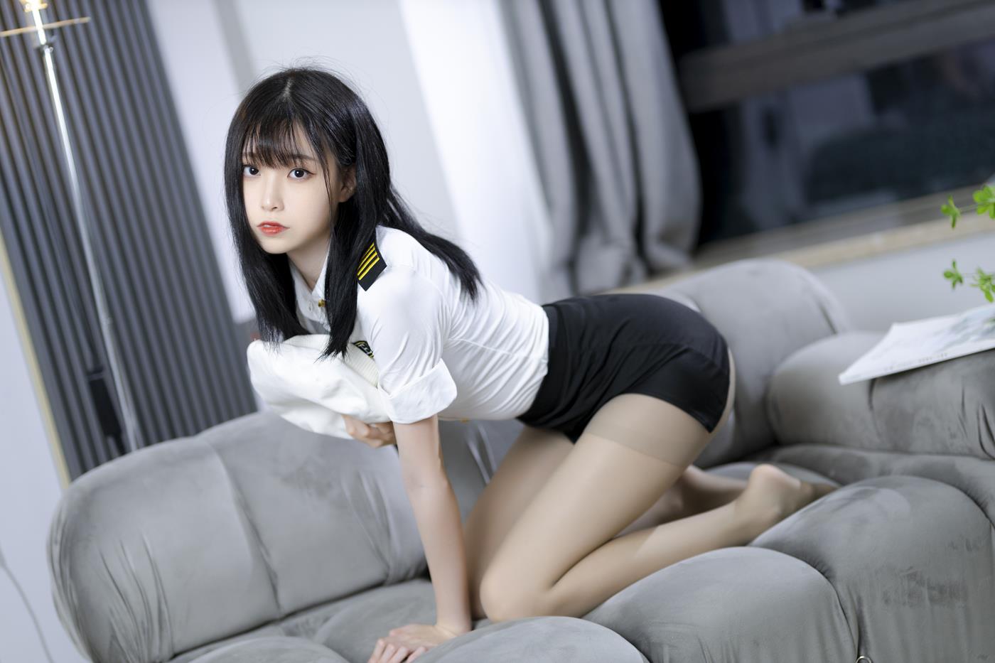 图片[20]-许岚(叁月life) – 灰丝制服[40P] – 速更版-美库