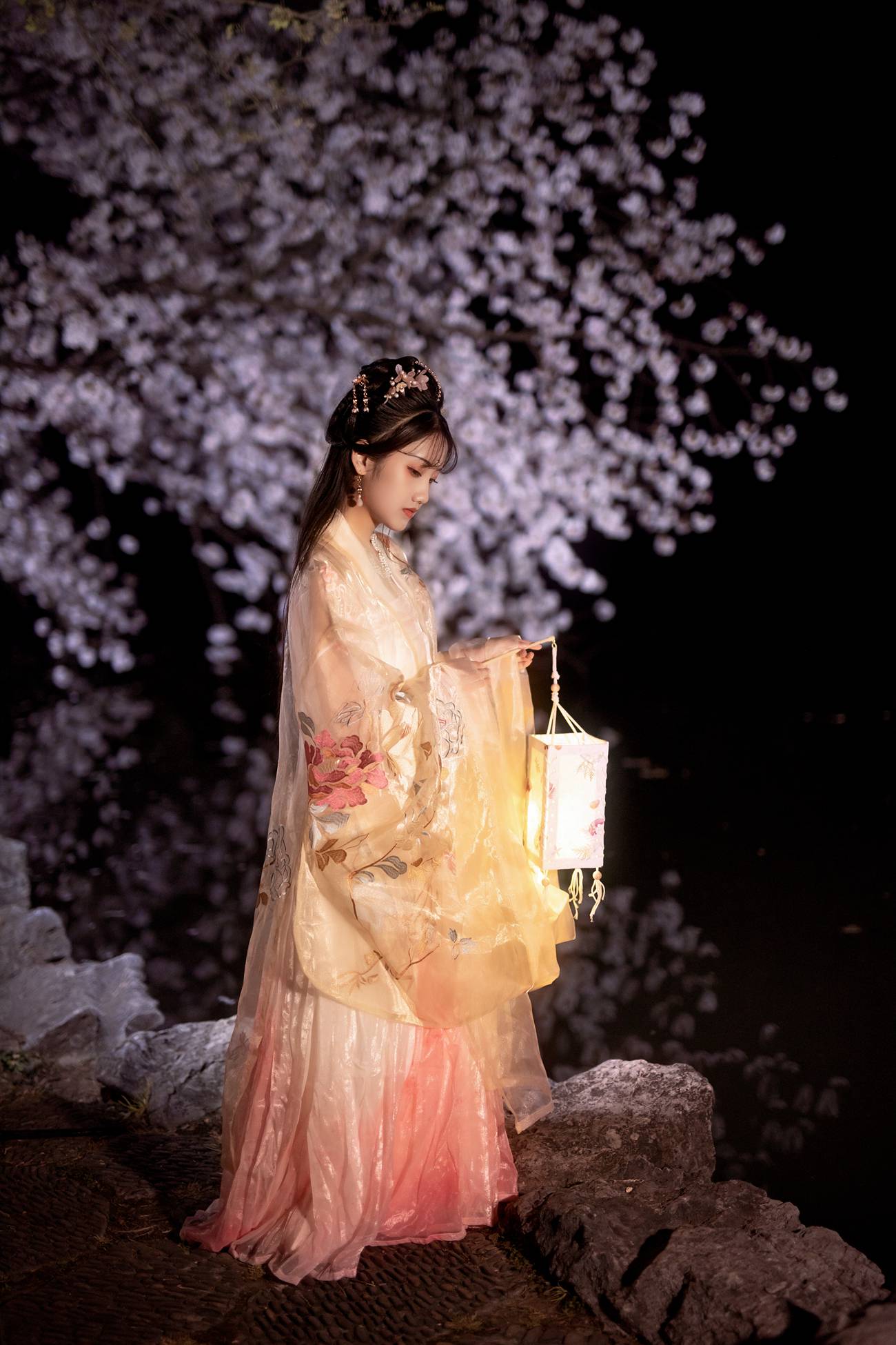 图片[14]-[YITUYU艺图语] 2021.12.29 樱 参商 [21P] – 速更版-美库