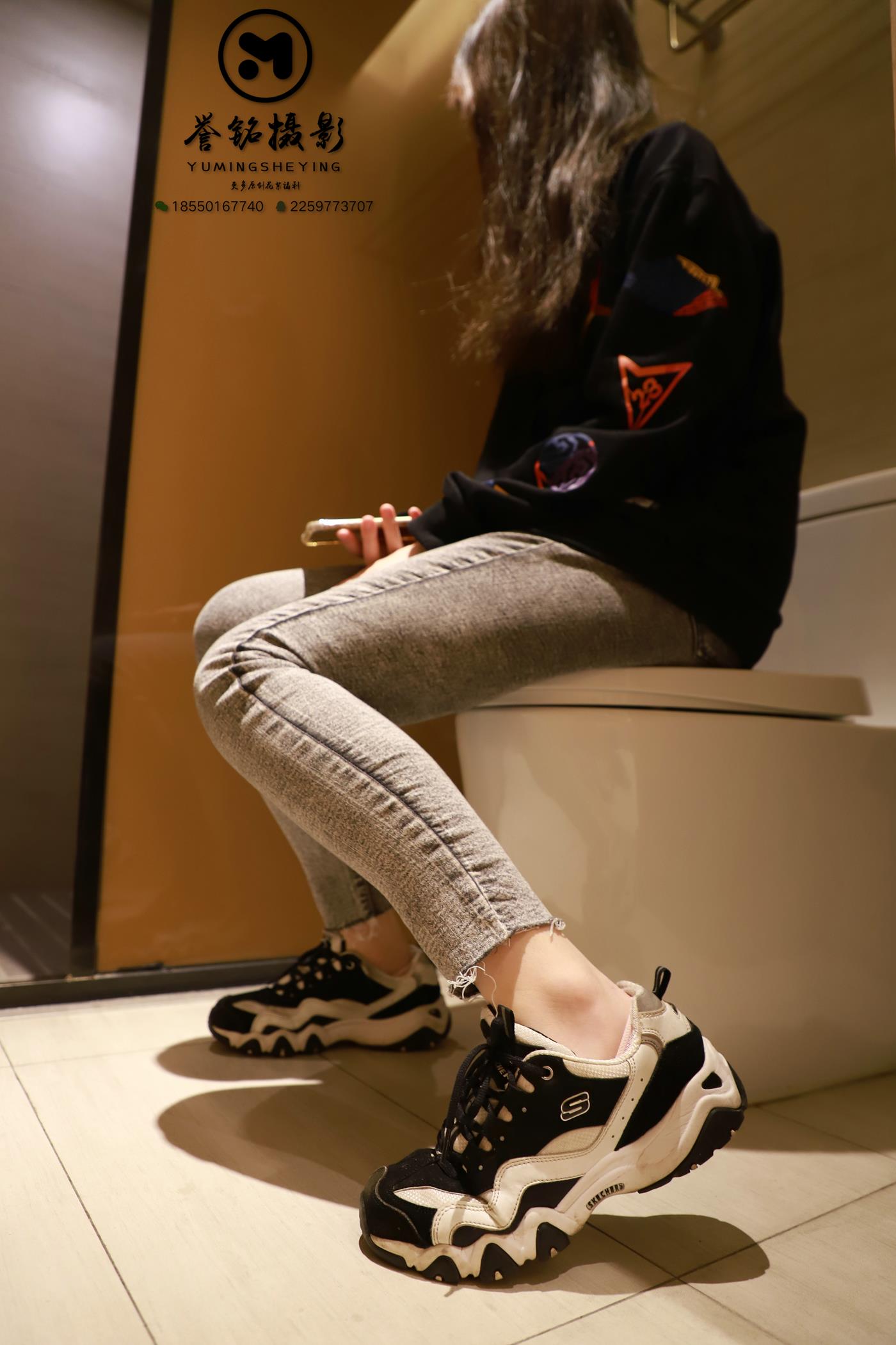 图片[69]-[誉铭传媒]袜足定制摄影 2020.03.15 船袜 牛仔裤[95P] – 速更版-美库