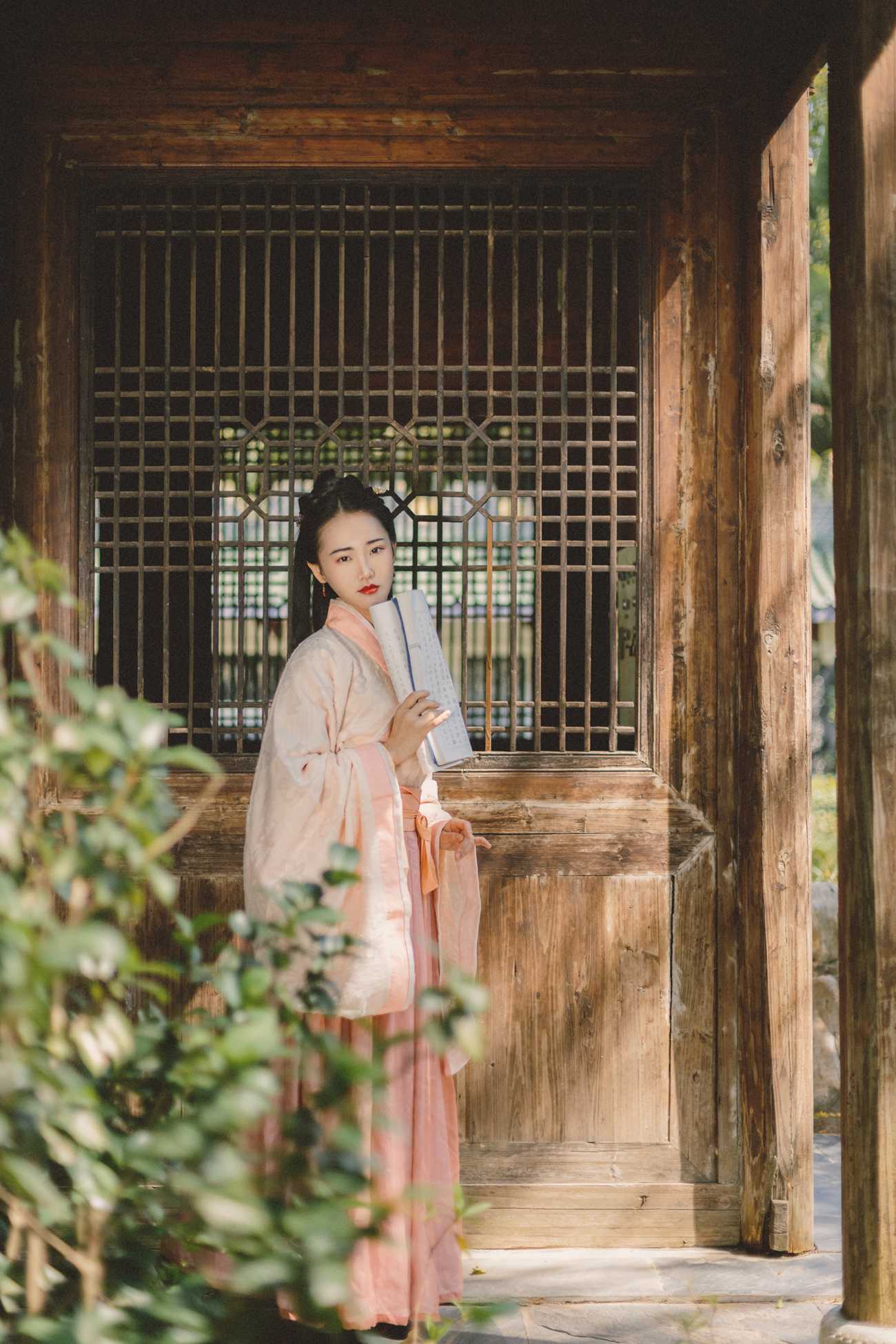 图片[31]-[YITUYU艺图语] 2021.12.30 不知心恨谁 啊琰 [35P] – 速更版-美库