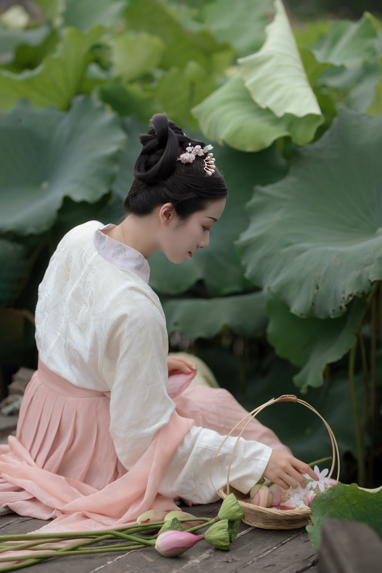 图片[13]-[YITUYU艺图语] 2021.12.31 采荷 小清菡 [20P] – 速更版-美库