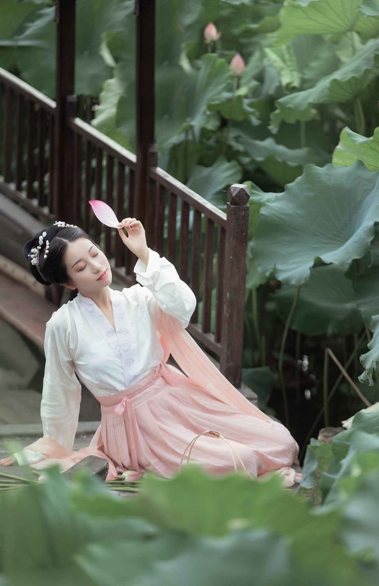 图片[14]-[YITUYU艺图语] 2021.12.31 采荷 小清菡 [20P] – 速更版-美库