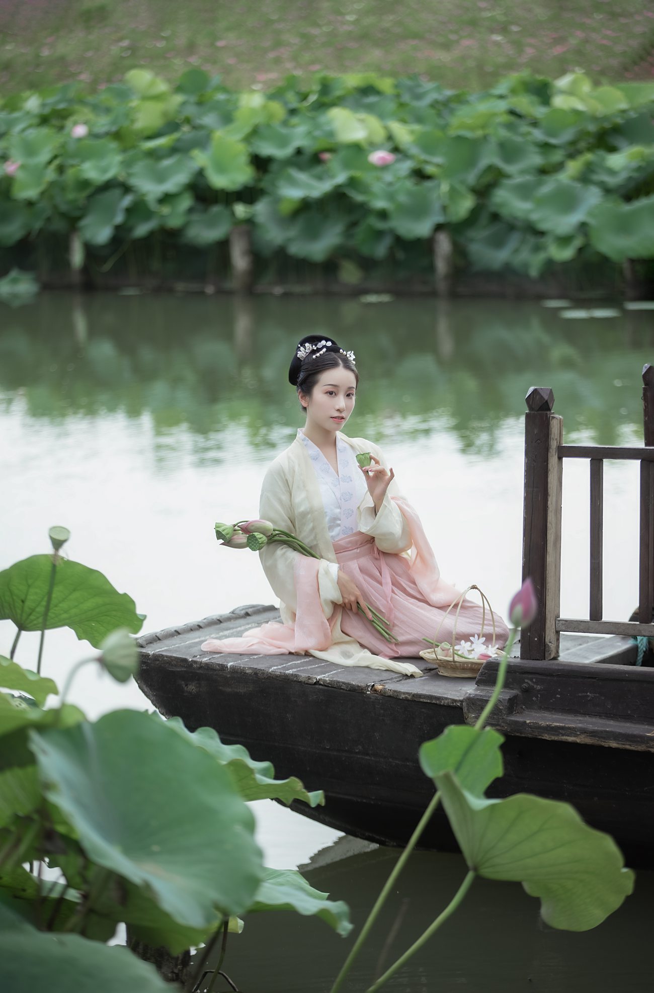 图片[18]-[YITUYU艺图语] 2021.12.31 采荷 小清菡 [20P] – 速更版-美库