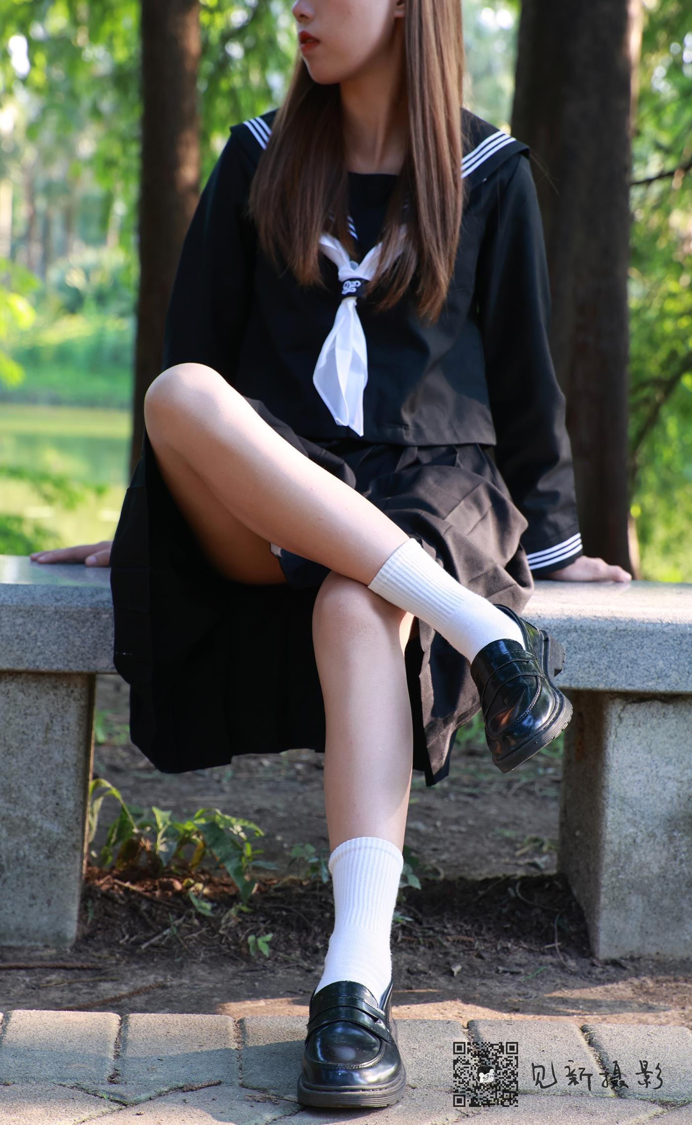 图片[12]-[见新摄影]NO.002 一厘甜酒 公园JK制服棉袜[161P] – 速更版-美库