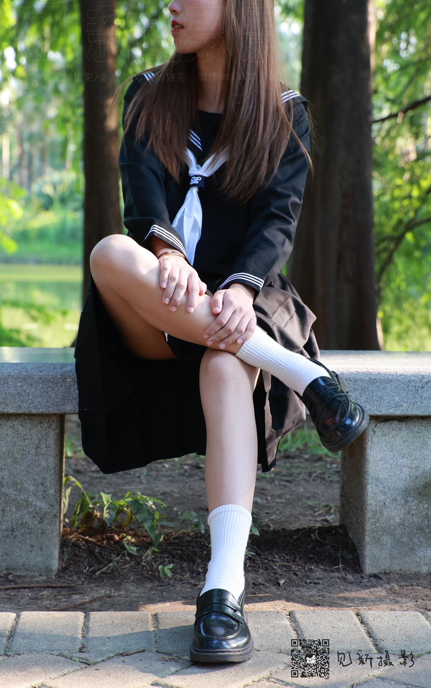 图片[14]-[见新摄影]NO.002 一厘甜酒 公园JK制服棉袜[161P] – 速更版-美库
