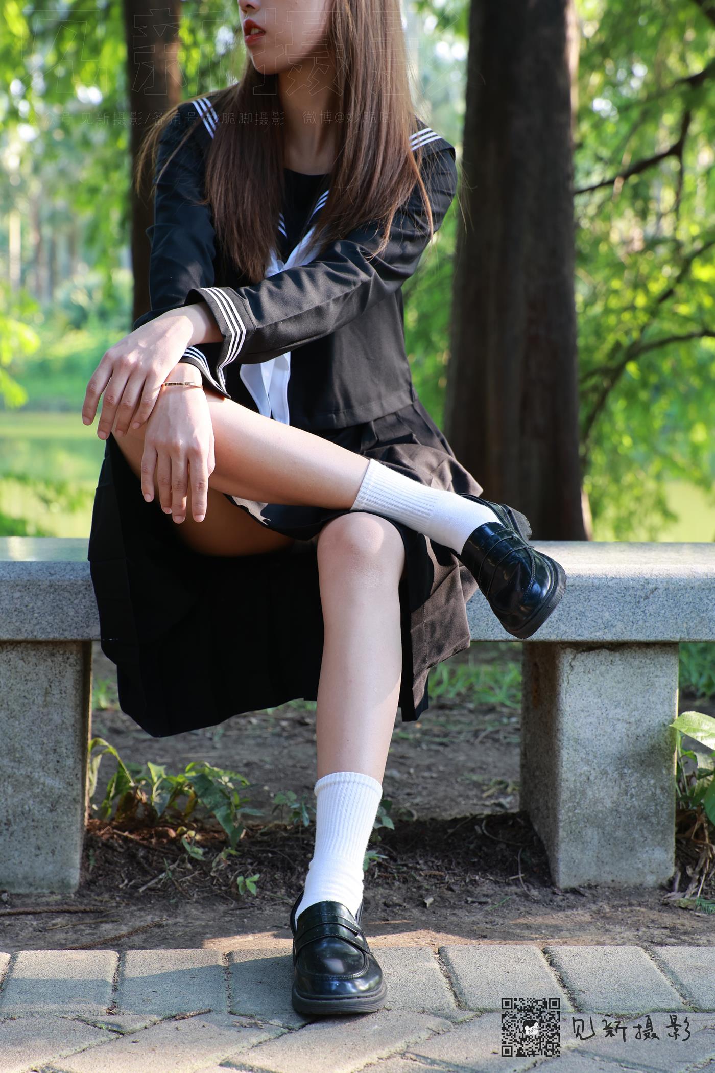 图片[15]-[见新摄影]NO.002 一厘甜酒 公园JK制服棉袜[161P] – 速更版-美库