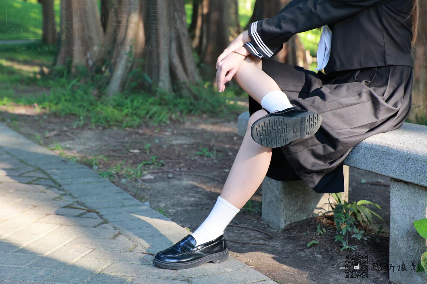 图片[16]-[见新摄影]NO.002 一厘甜酒 公园JK制服棉袜[161P] – 速更版-美库