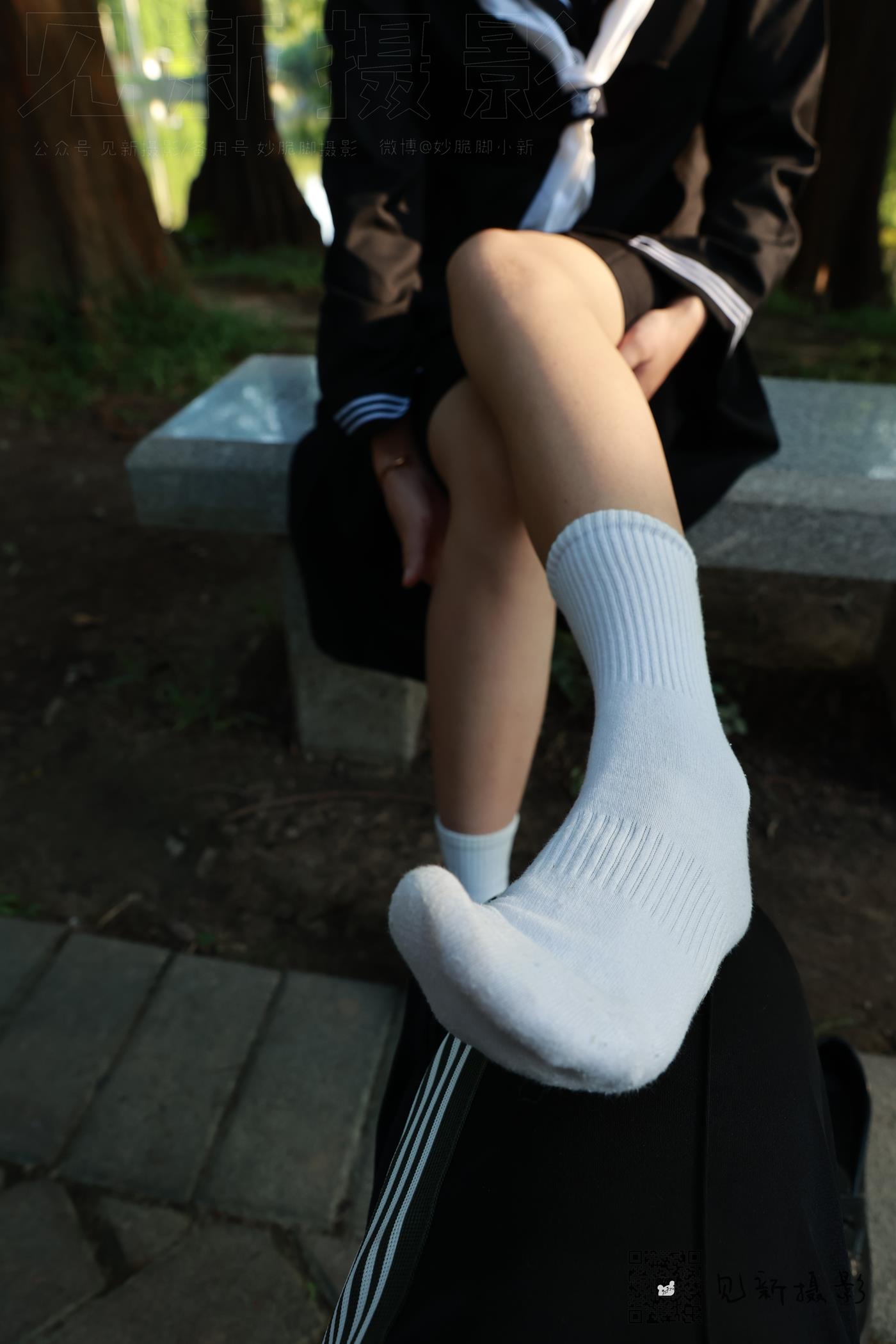 图片[45]-[见新摄影]NO.002 一厘甜酒 公园JK制服棉袜[161P] – 速更版-美库