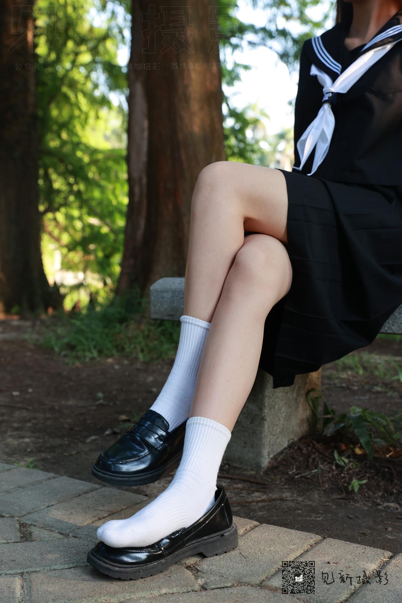 图片[50]-[见新摄影]NO.002 一厘甜酒 公园JK制服棉袜[161P] – 速更版-美库