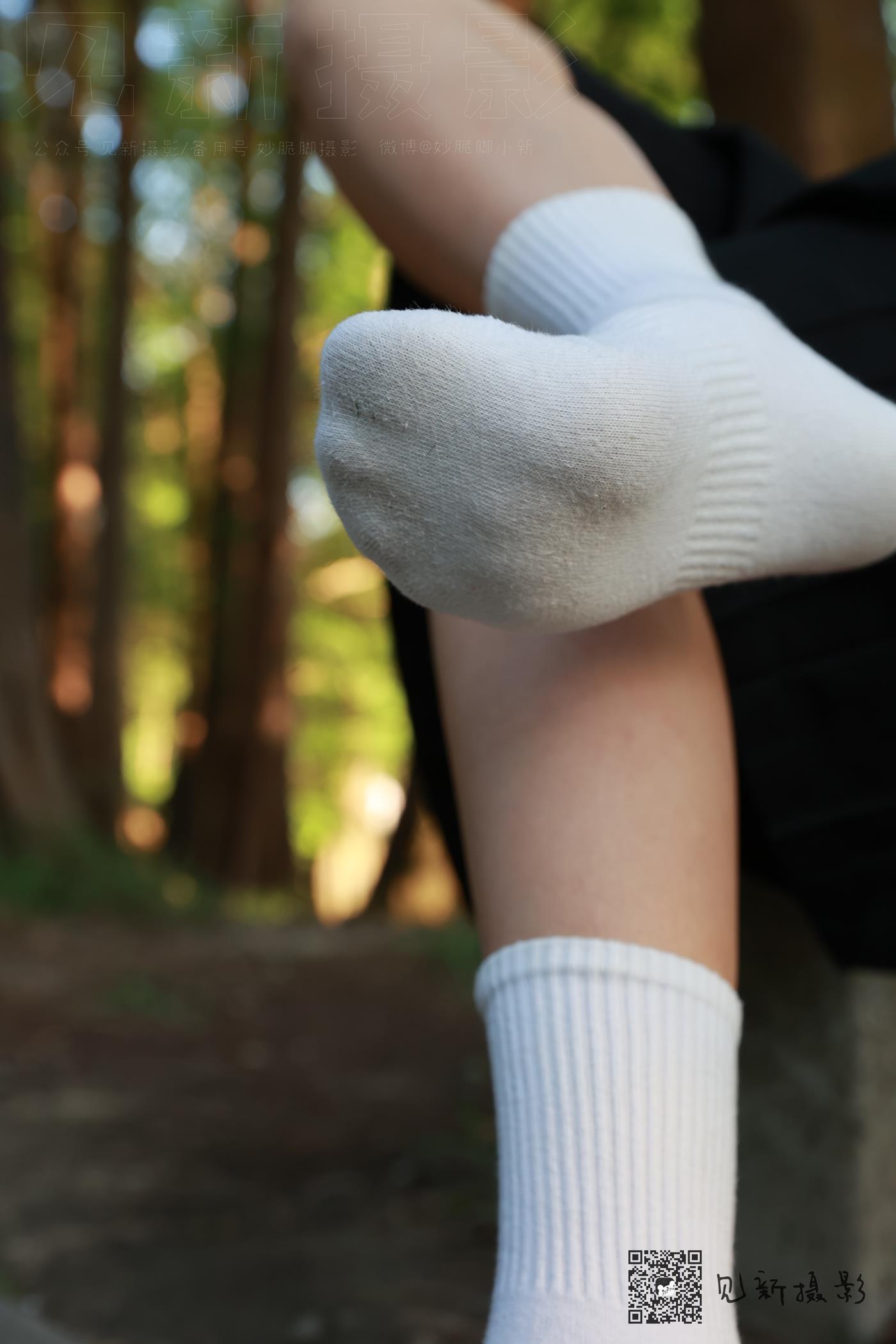 图片[53]-[见新摄影]NO.002 一厘甜酒 公园JK制服棉袜[161P] – 速更版-美库