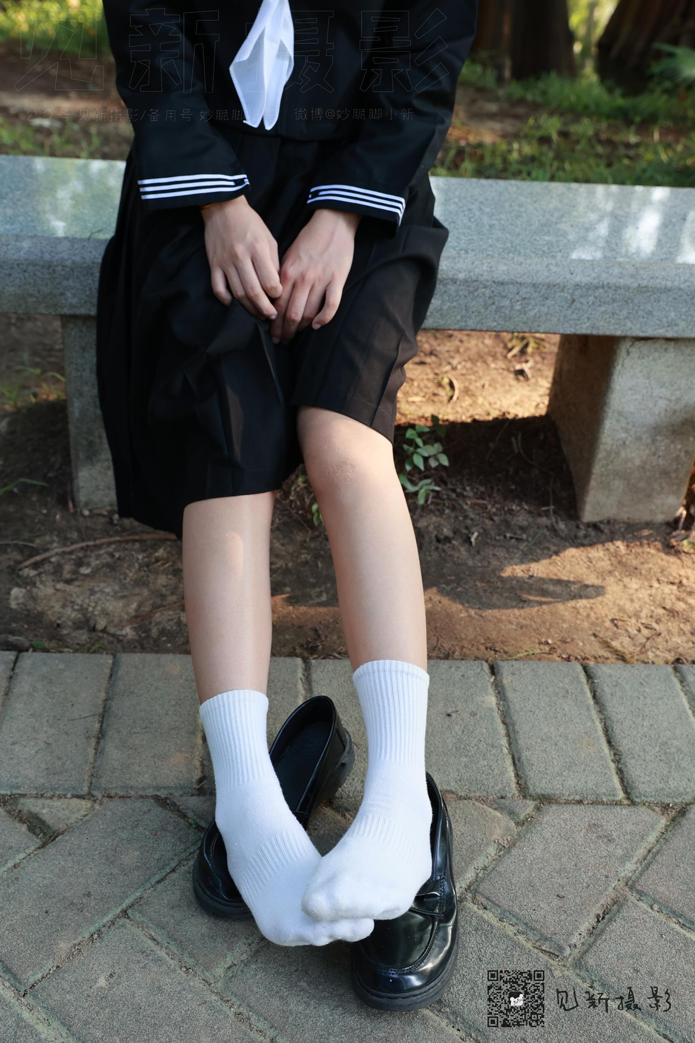 图片[69]-[见新摄影]NO.002 一厘甜酒 公园JK制服棉袜[161P] – 速更版-美库