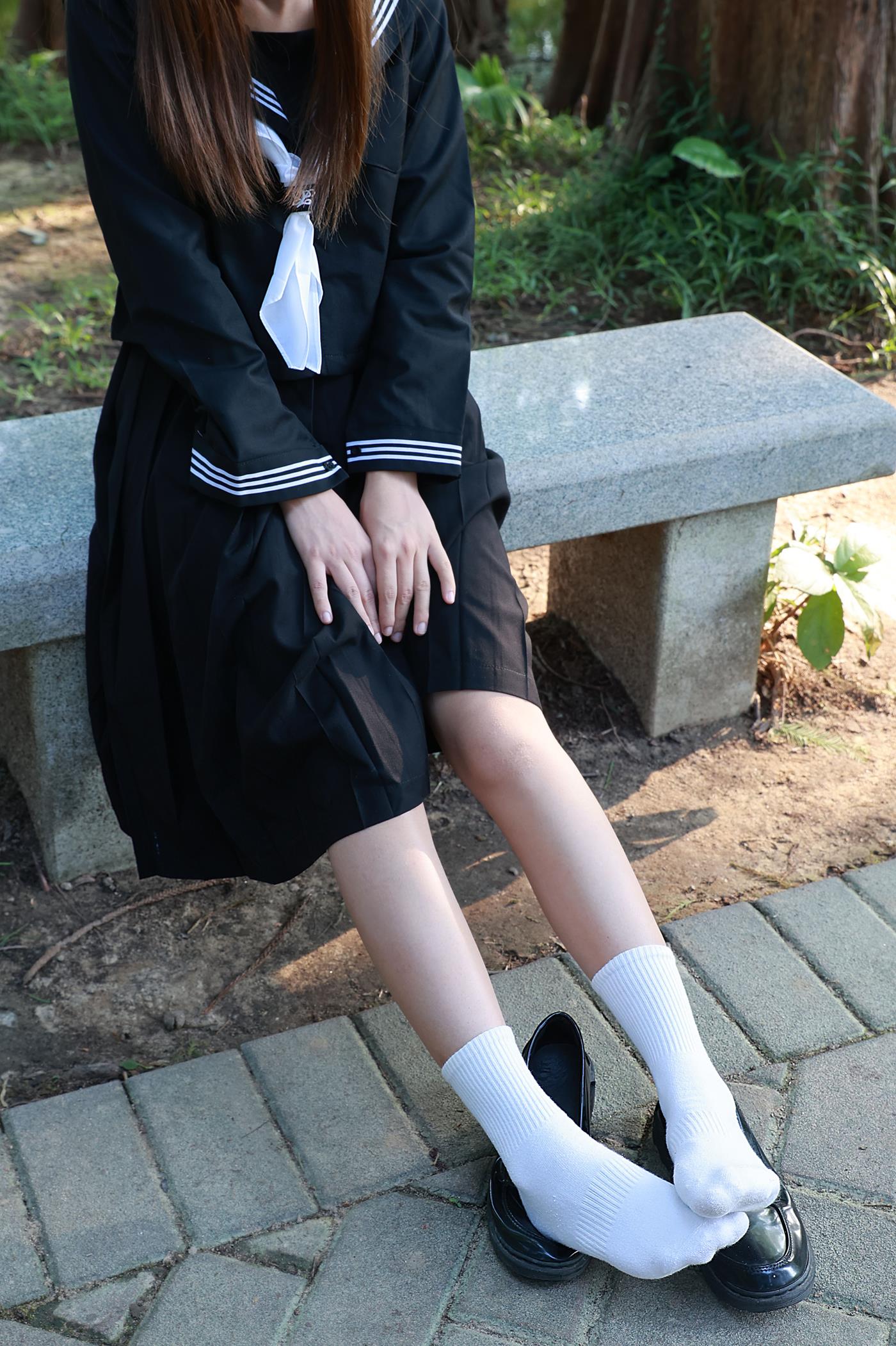 图片[70]-[见新摄影]NO.002 一厘甜酒 公园JK制服棉袜[161P] – 速更版-美库