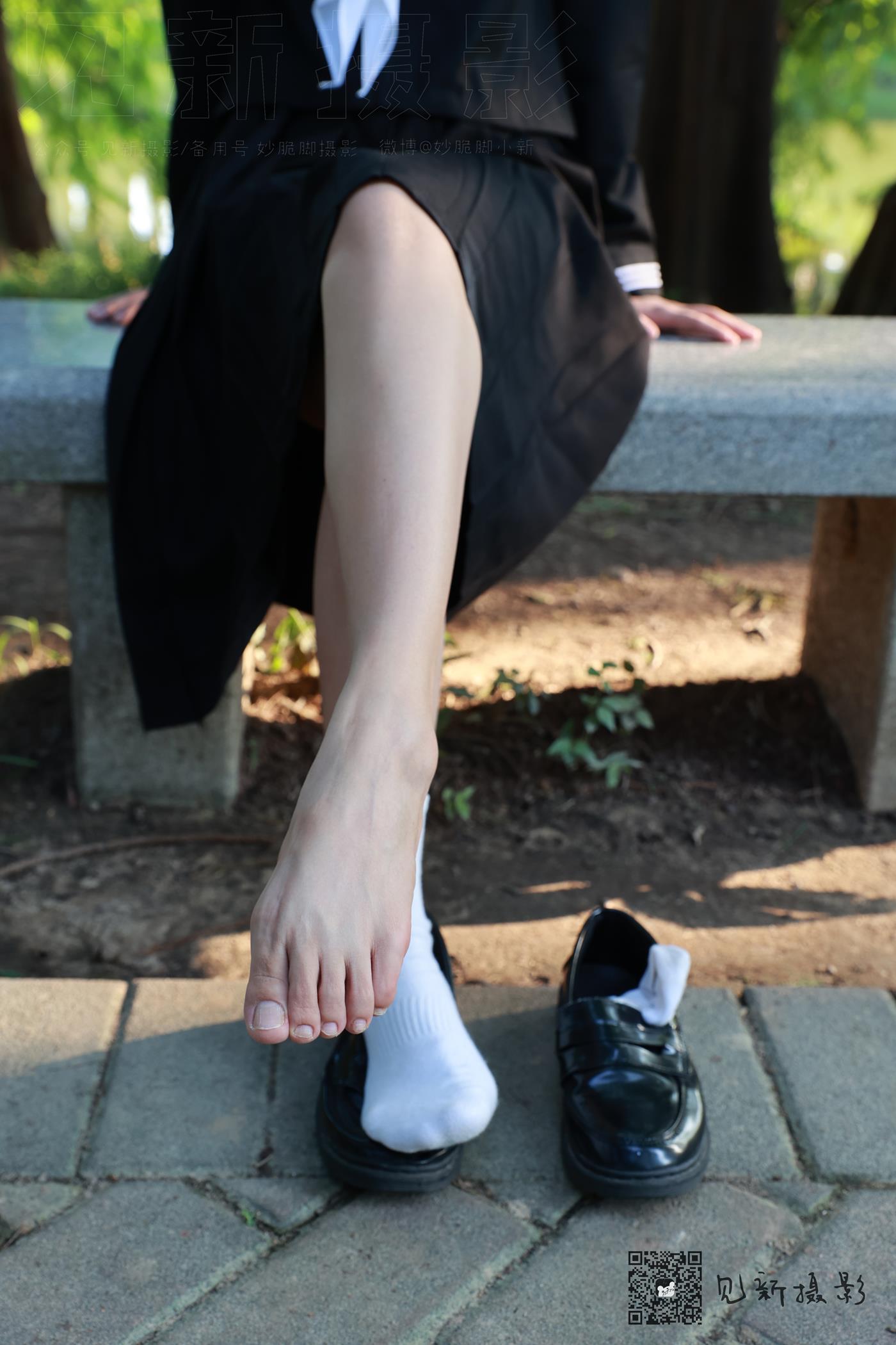 图片[83]-[见新摄影]NO.002 一厘甜酒 公园JK制服棉袜[161P] – 速更版-美库