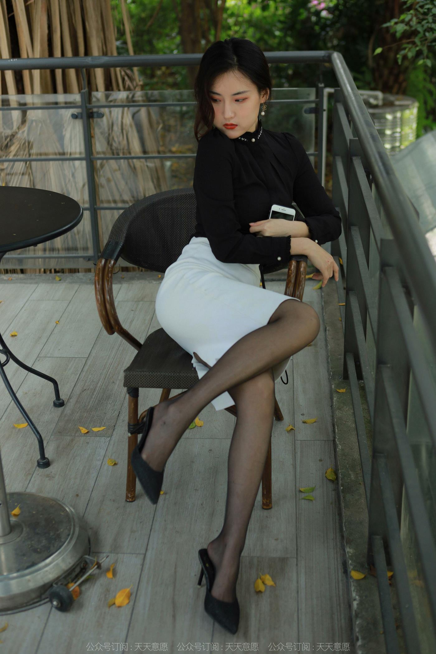 图片[10]-[IESS异思趣向] 2022.05.15 丝享家1089：小宝《黑丝黑衬衣》[81P] – 速更版-美库