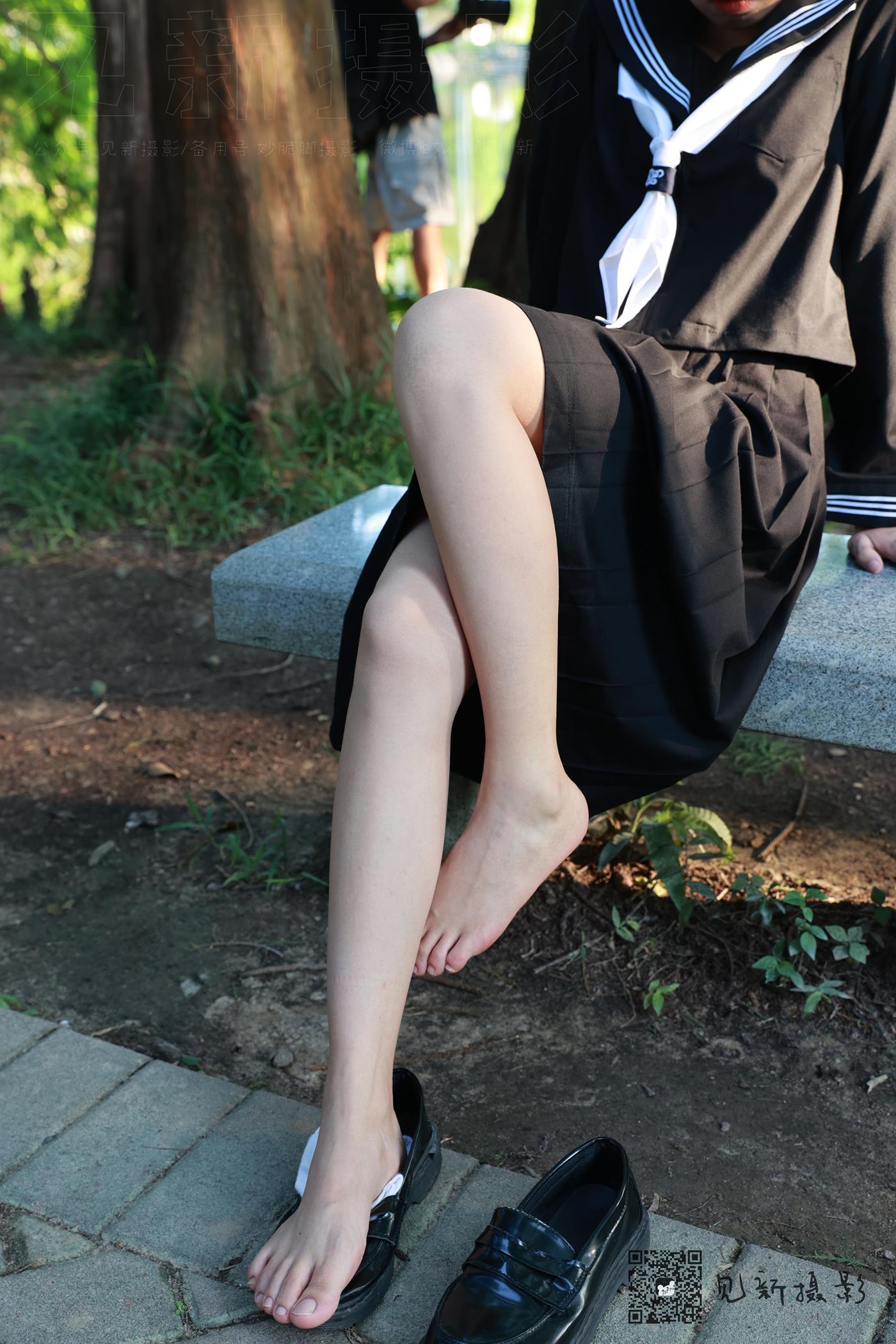 图片[110]-[见新摄影]NO.002 一厘甜酒 公园JK制服棉袜[161P] – 速更版-美库