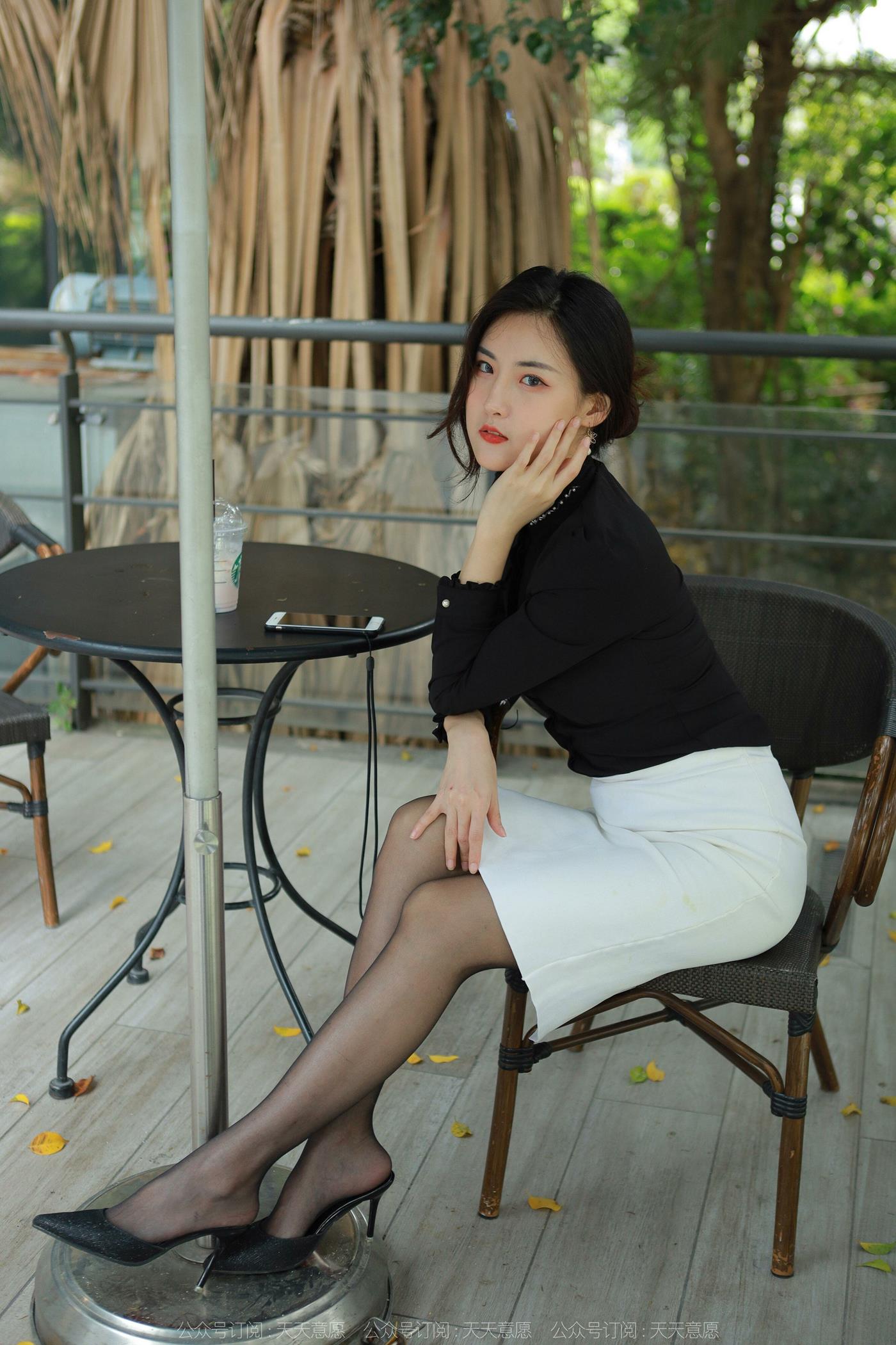 图片[27]-[IESS异思趣向] 2022.05.15 丝享家1089：小宝《黑丝黑衬衣》[81P] – 速更版-美库