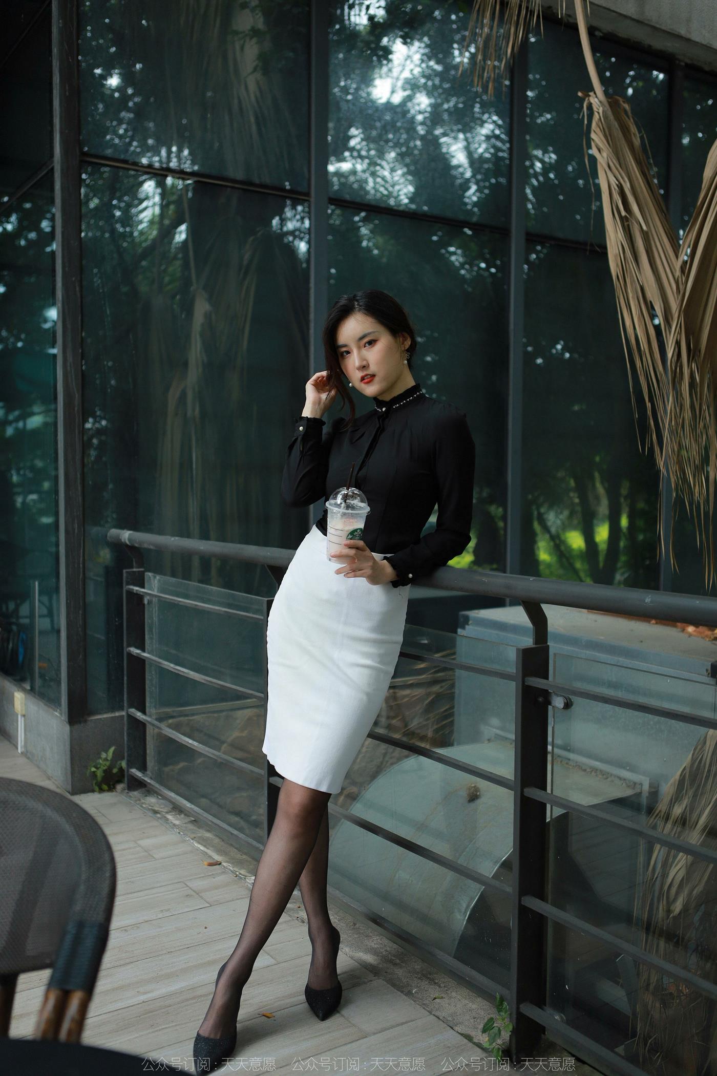 图片[31]-[IESS异思趣向] 2022.05.15 丝享家1089：小宝《黑丝黑衬衣》[81P] – 速更版-美库