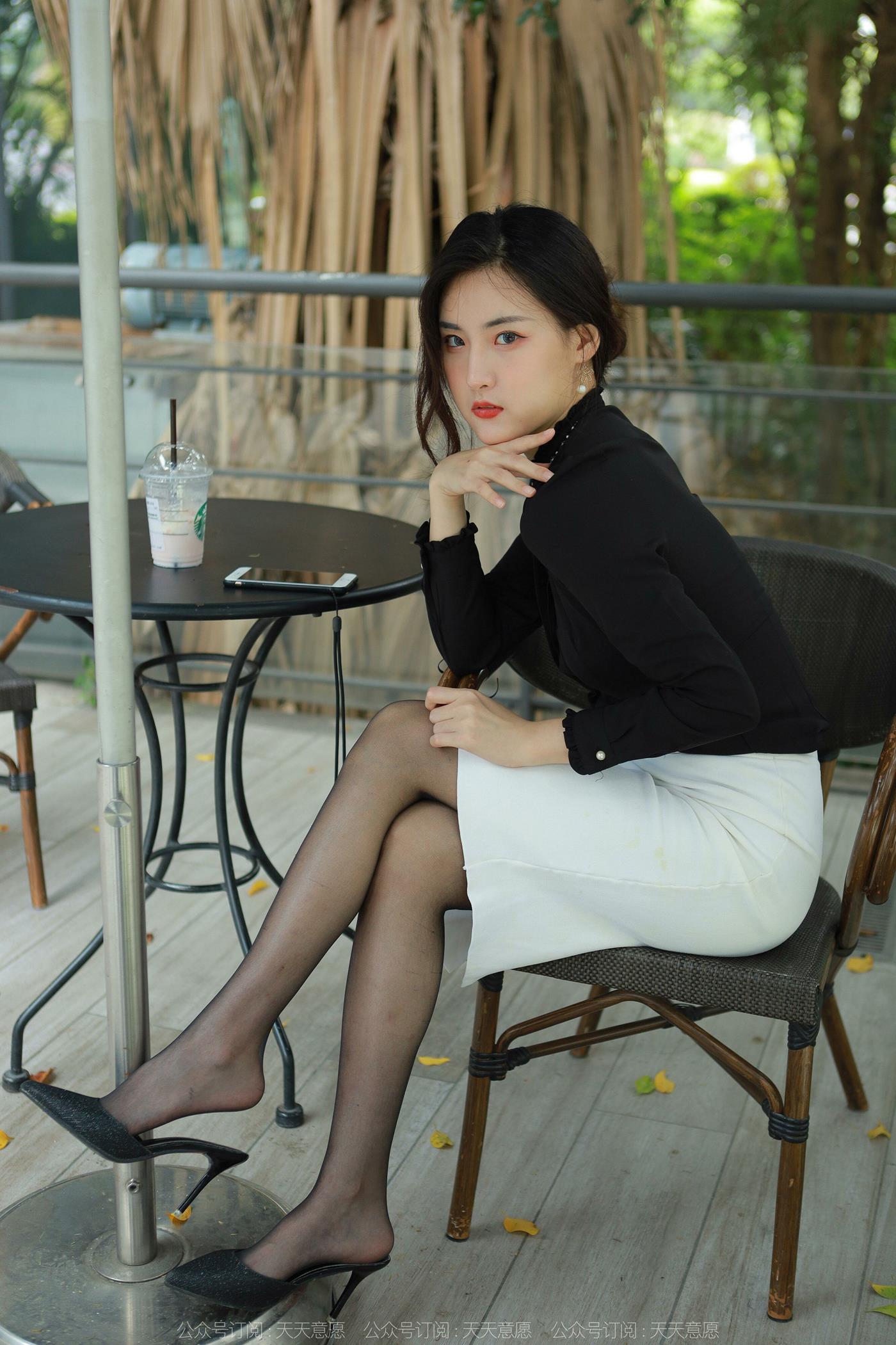 图片[33]-[IESS异思趣向] 2022.05.15 丝享家1089：小宝《黑丝黑衬衣》[81P] – 速更版-美库