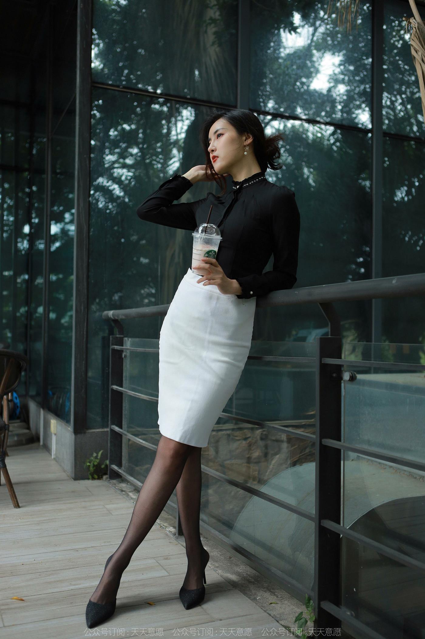 图片[46]-[IESS异思趣向] 2022.05.15 丝享家1089：小宝《黑丝黑衬衣》[81P] – 速更版-美库