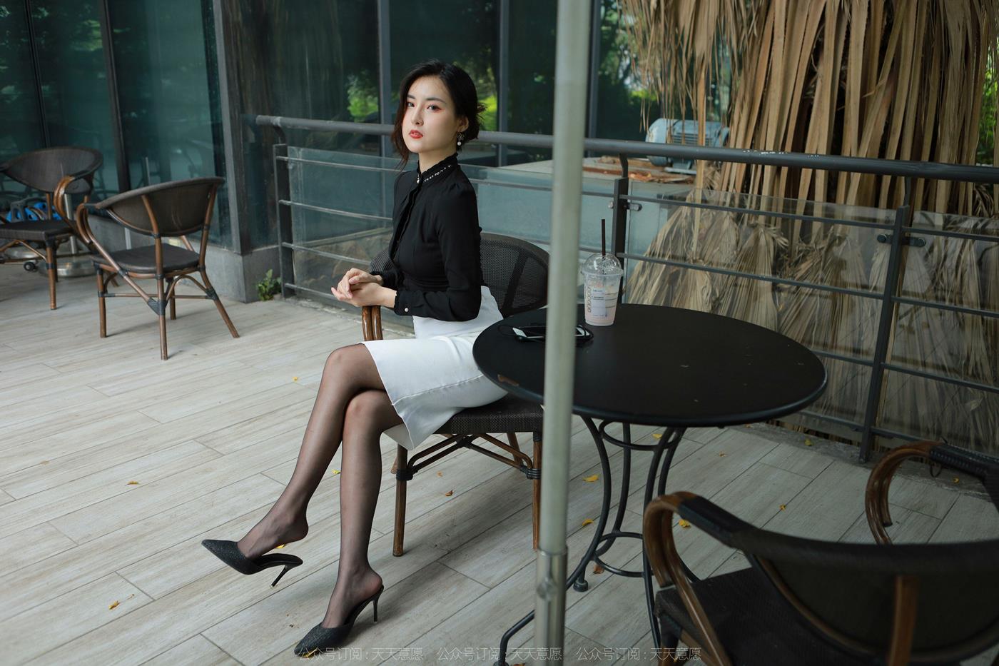 图片[54]-[IESS异思趣向] 2022.05.15 丝享家1089：小宝《黑丝黑衬衣》[81P] – 速更版-美库