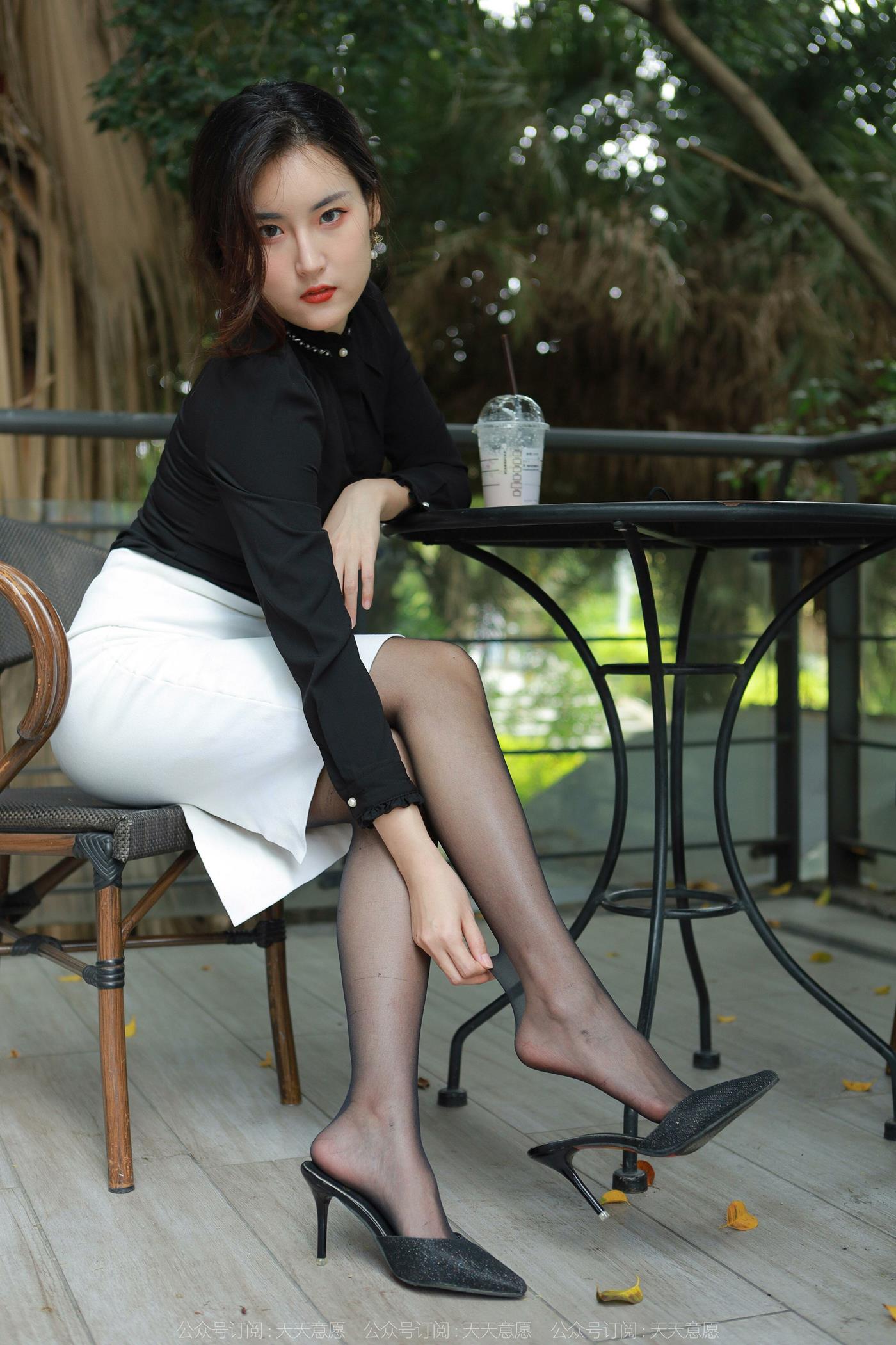 图片[64]-[IESS异思趣向] 2022.05.15 丝享家1089：小宝《黑丝黑衬衣》[81P] – 速更版-美库