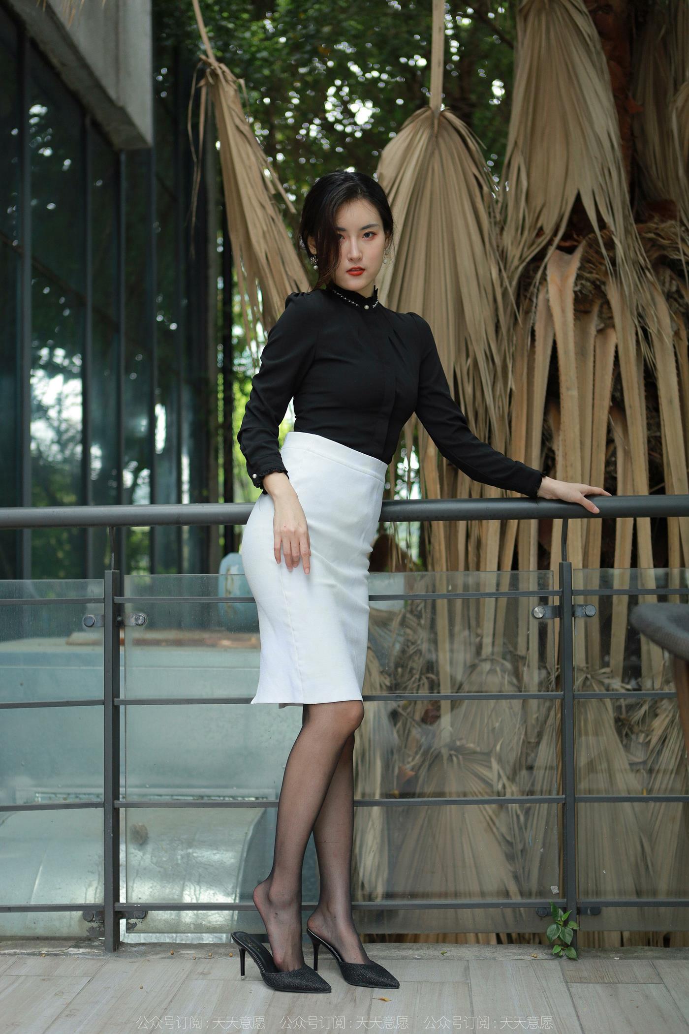 图片[68]-[IESS异思趣向] 2022.05.15 丝享家1089：小宝《黑丝黑衬衣》[81P] – 速更版-美库