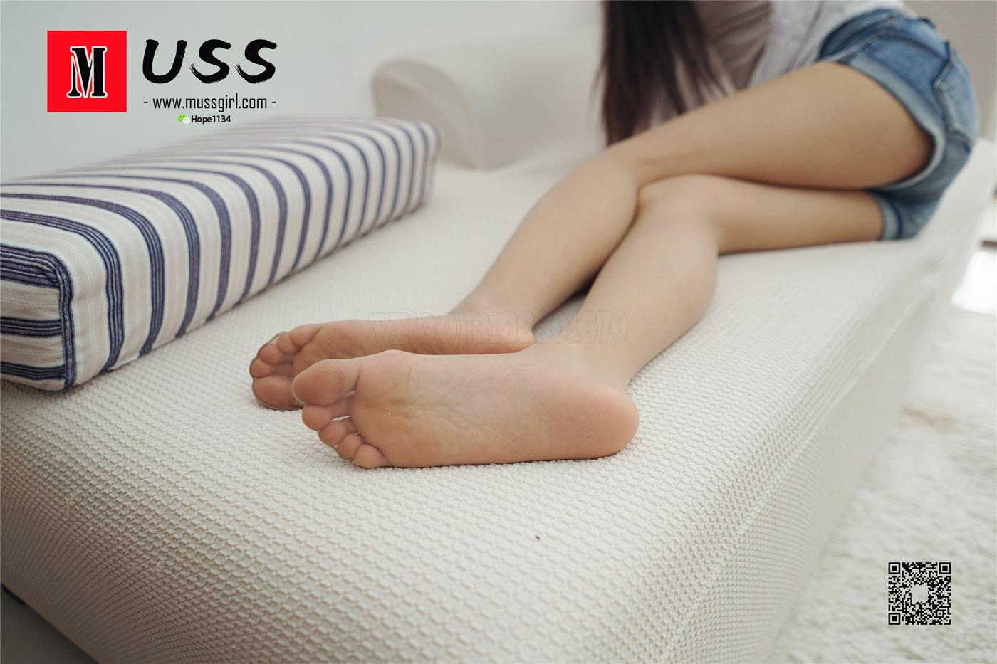 图片[22]-[MussGirl慕丝女郎]NO.090 木木 没有阳光花不香，没有爱情生活不甜-手中的玫瑰[103P] – 速更版-美库