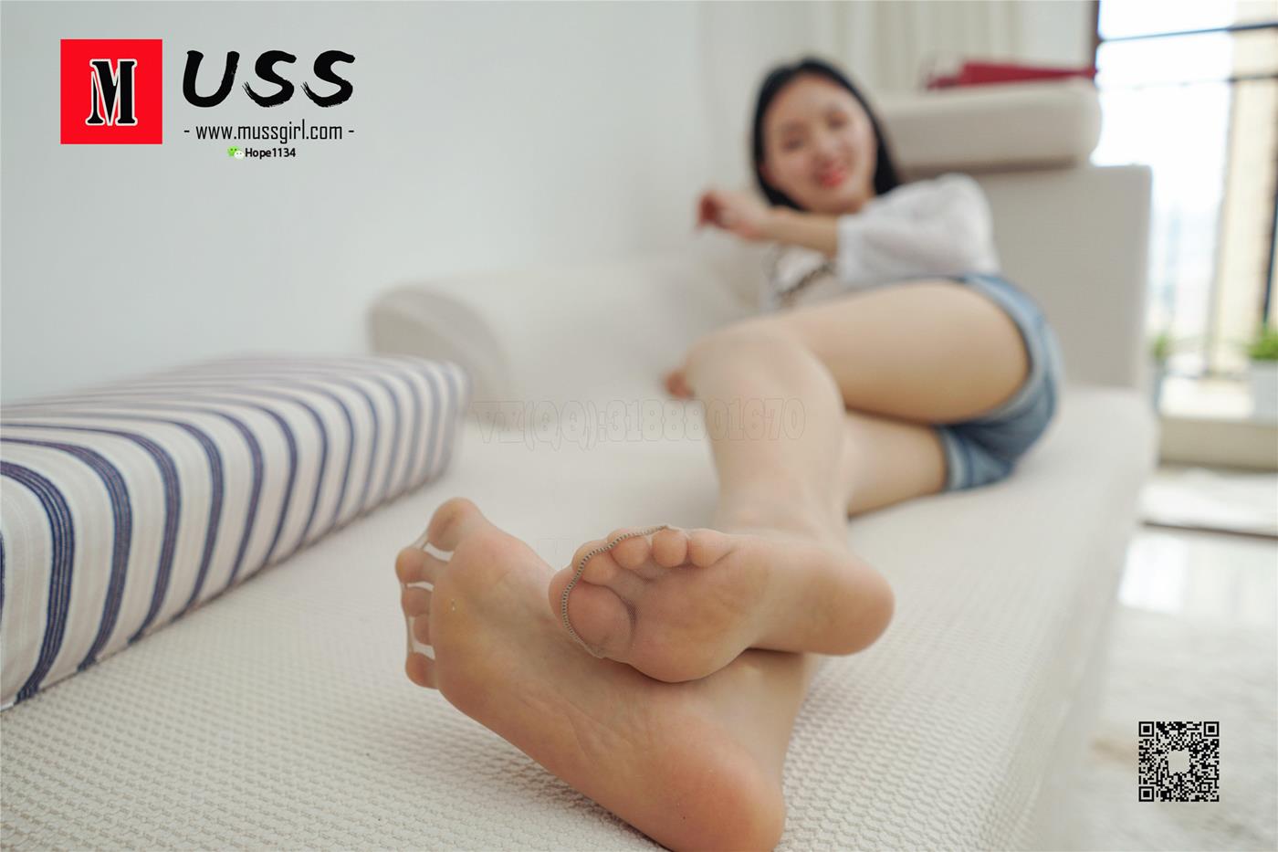 图片[27]-[MussGirl慕丝女郎]NO.090 木木 没有阳光花不香，没有爱情生活不甜-手中的玫瑰[103P] – 速更版-美库