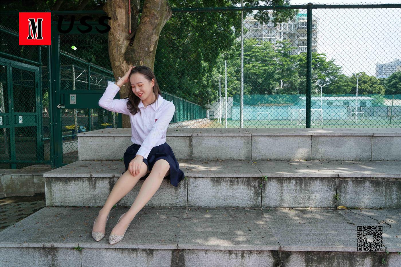 图片[23]-[MussGirl慕丝女郎]NO.097 公园邂逅[105P] – 速更版-美库