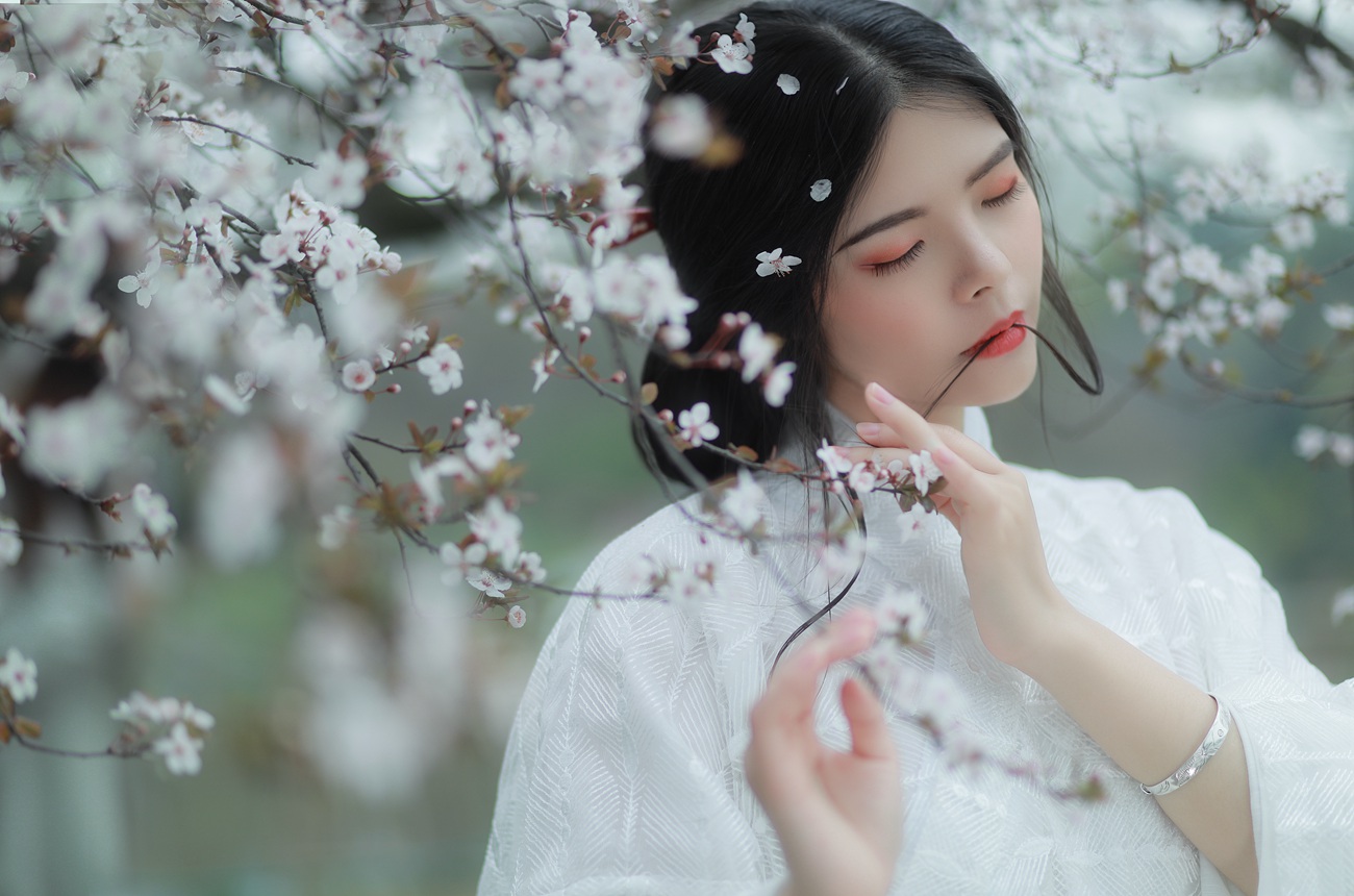 图片[16]-[YITUYU艺图语] 2021.12.31 杏花雨 晚晚 [21P] – 速更版-美库