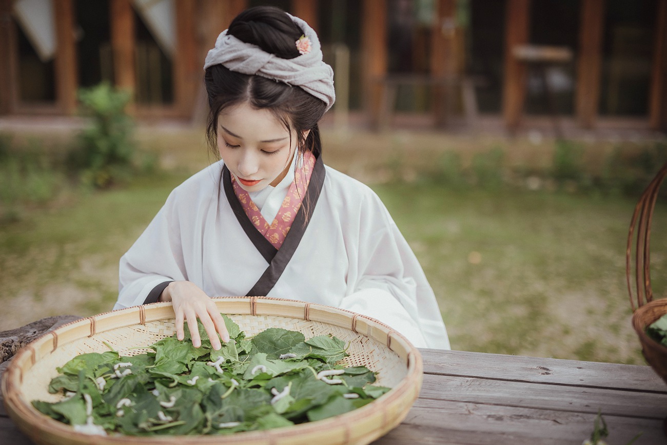 图片[12]-[YITUYU艺图语] 2022.01.01 罗敷 小清菡 [25P339MB] – 速更版-美库