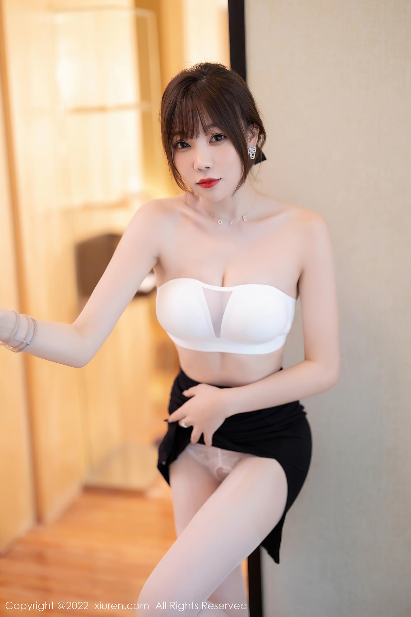 [Xiuren秀人网]2022.08.26 NO.5500 徐莉芝Booty[35+1P] – 速更版-艺库