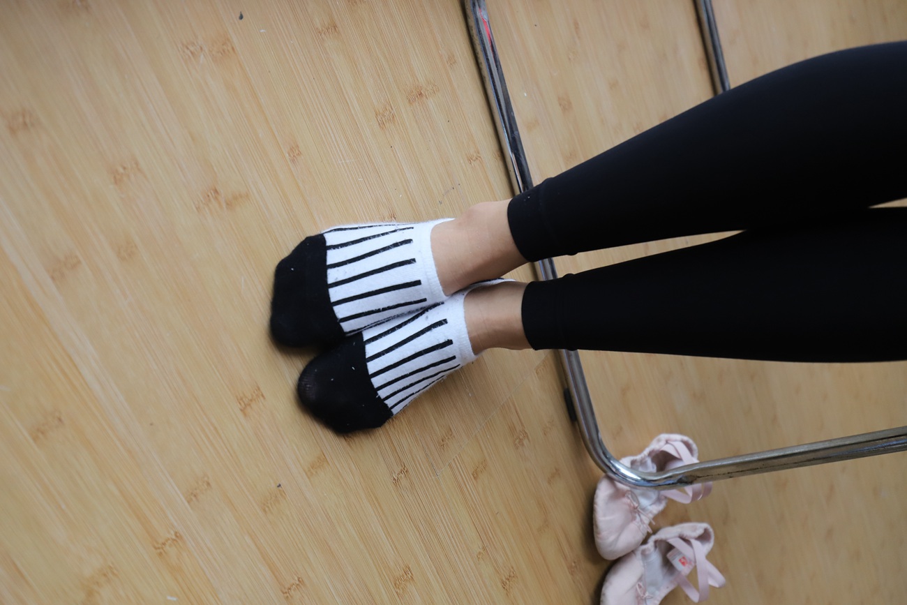 图片[10]-大西瓜爱牙膏-2019 8月活动 模特1（一） 短袜短丝 (2) [76P] – 速更版-美库