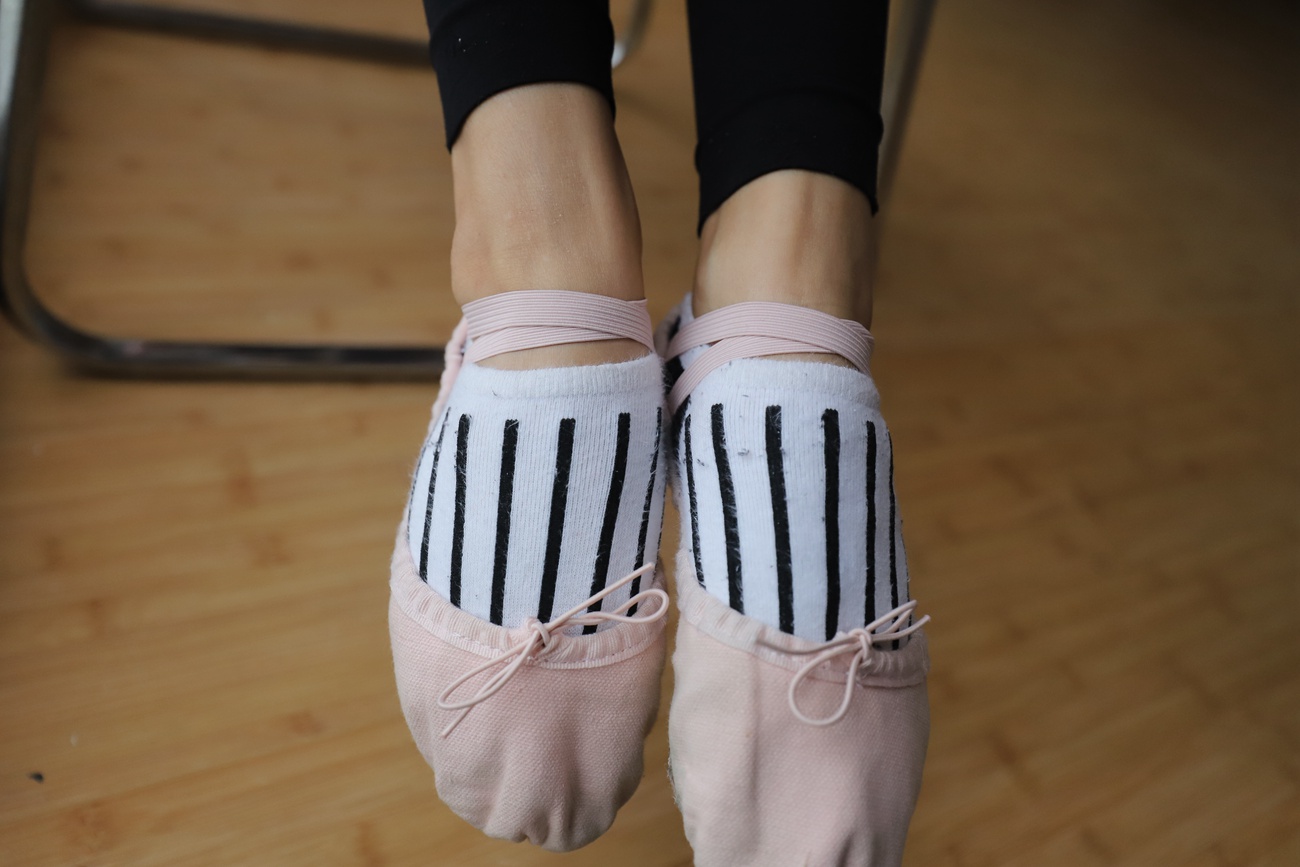 图片[37]-大西瓜爱牙膏-2019 8月活动 模特1（一） 短袜短丝 (1) [76P] – 速更版-美库