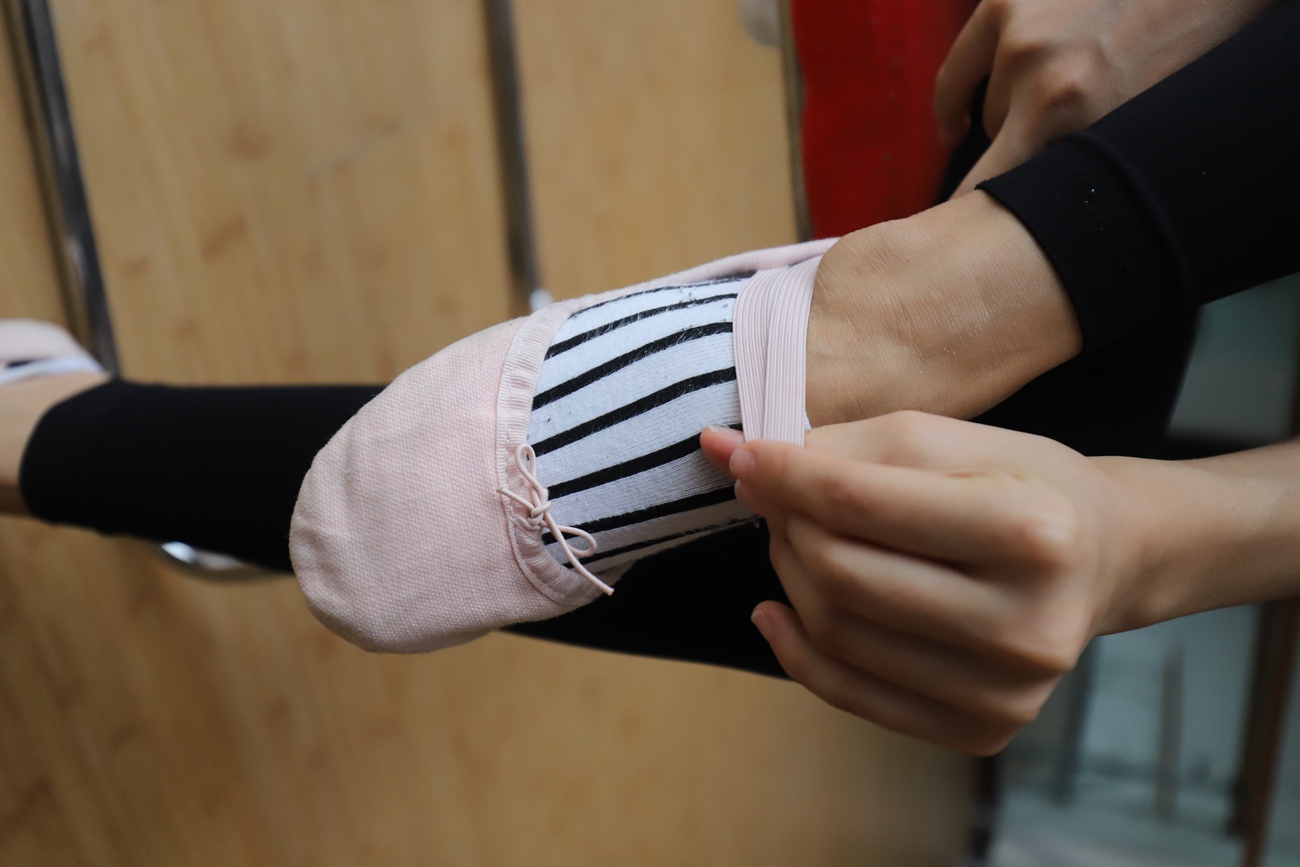 图片[48]-大西瓜爱牙膏-2019 8月活动 模特1（一） 短袜短丝 (1) [76P] – 速更版-美库