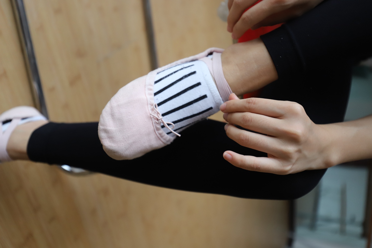 图片[50]-大西瓜爱牙膏-2019 8月活动 模特1（一） 短袜短丝 (1) [76P] – 速更版-美库