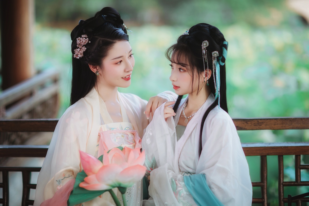 图片[10]-[YITUYU艺图语] 2022.01.03 荷 葵花花花儿 [21P] – 速更版-美库
