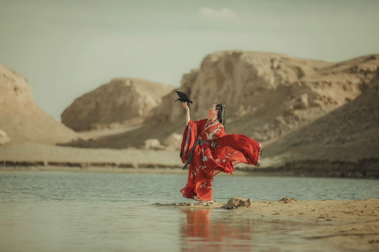 图片[18]-[YITUYU艺图语] 2022.01.03 惊鸿 柳嘻嘻 [19P] – 速更版-美库