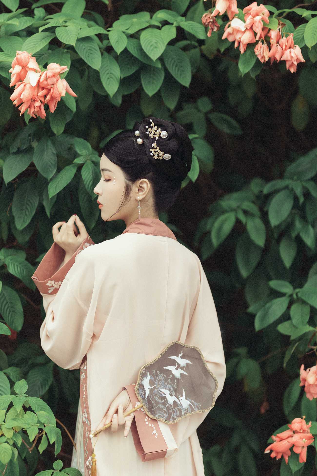 图片[23]-[YITUYU艺图语] 2022.01.04 花期不待 三重子 [27P] – 速更版-美库