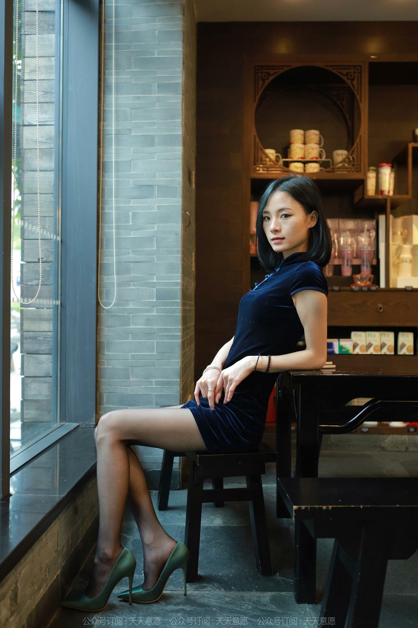 图片[32]-[IESS异思趣向] 2022.05.18 丝享家1092：小六《深蓝旗袍》[89P] – 速更版-美库