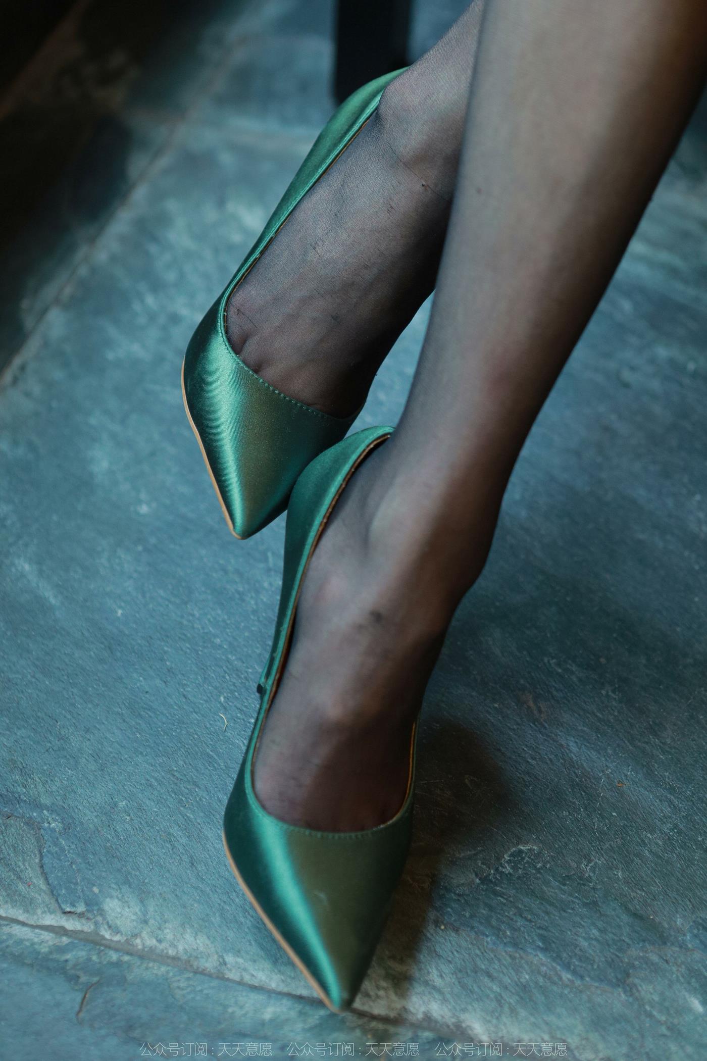 图片[60]-[IESS异思趣向] 2022.05.18 丝享家1092：小六《深蓝旗袍》[89P] – 速更版-美库