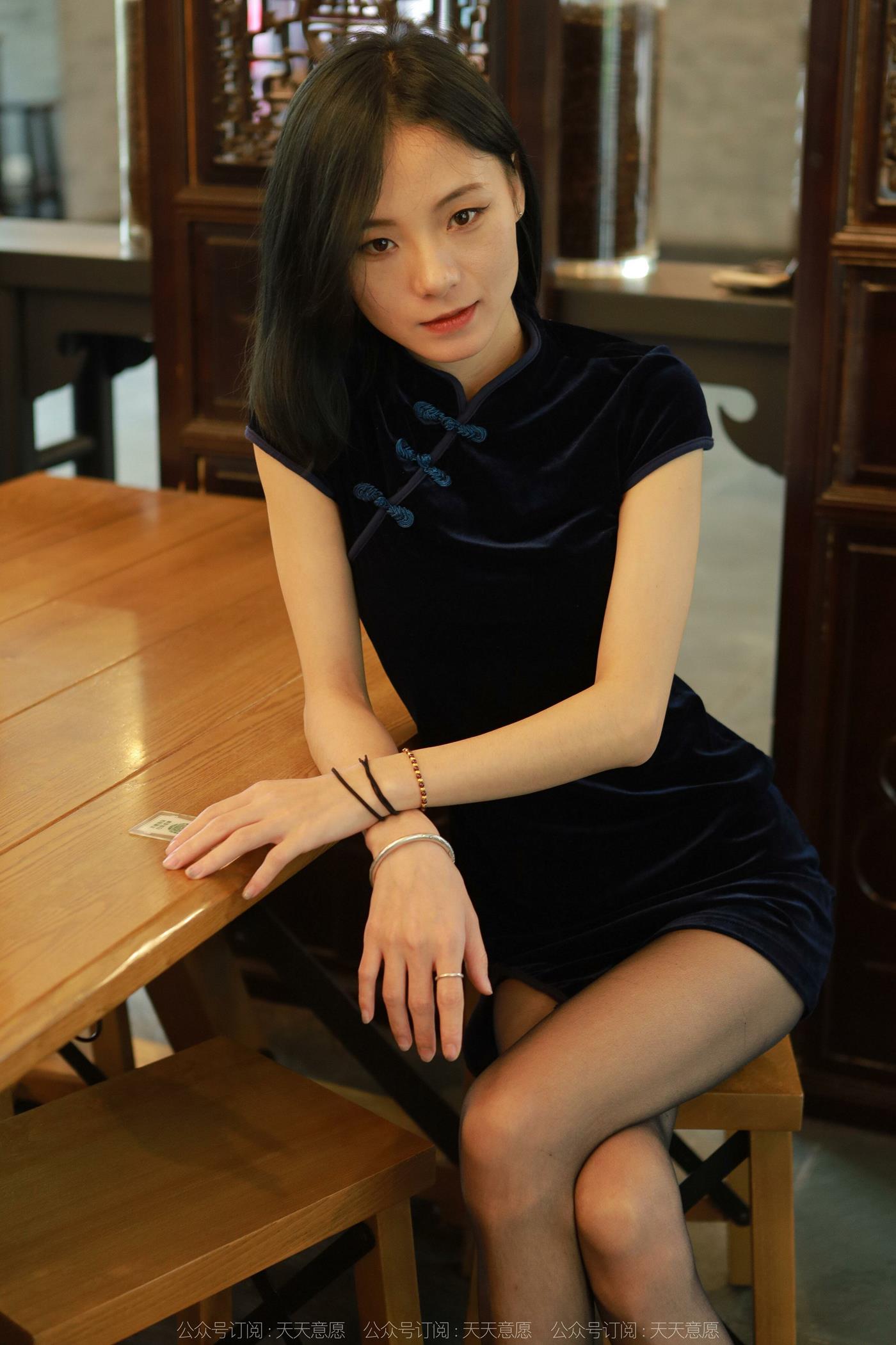 图片[83]-[IESS异思趣向] 2022.05.18 丝享家1092：小六《深蓝旗袍》[89P] – 速更版-美库